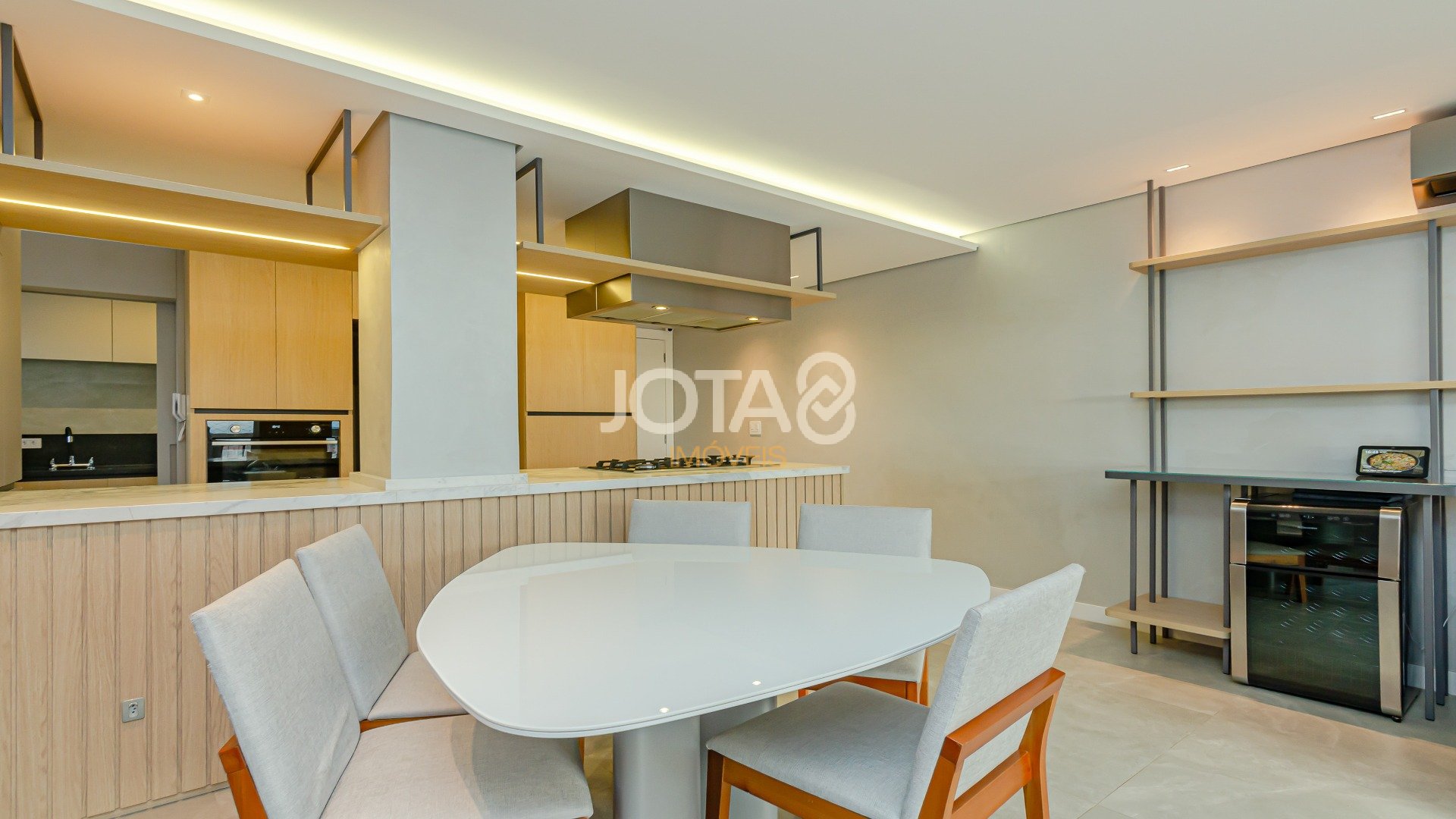 APARTAMENTO 3 DORMITÓRIO E 3 VAGAS NO ECOVILLE - J8