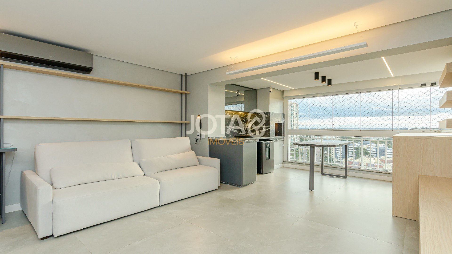 APARTAMENTO 3 DORMITÓRIO E 3 VAGAS NO ECOVILLE - J8