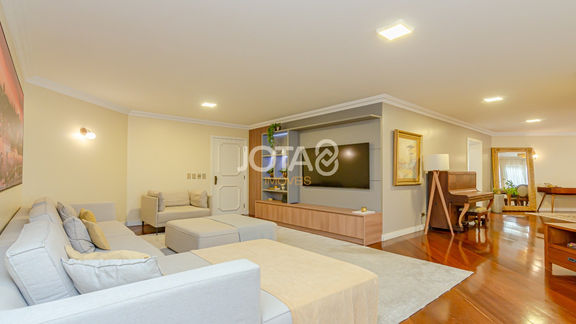 APARTAMENTO COM 4 QUARTOS NO BIGORRILHO