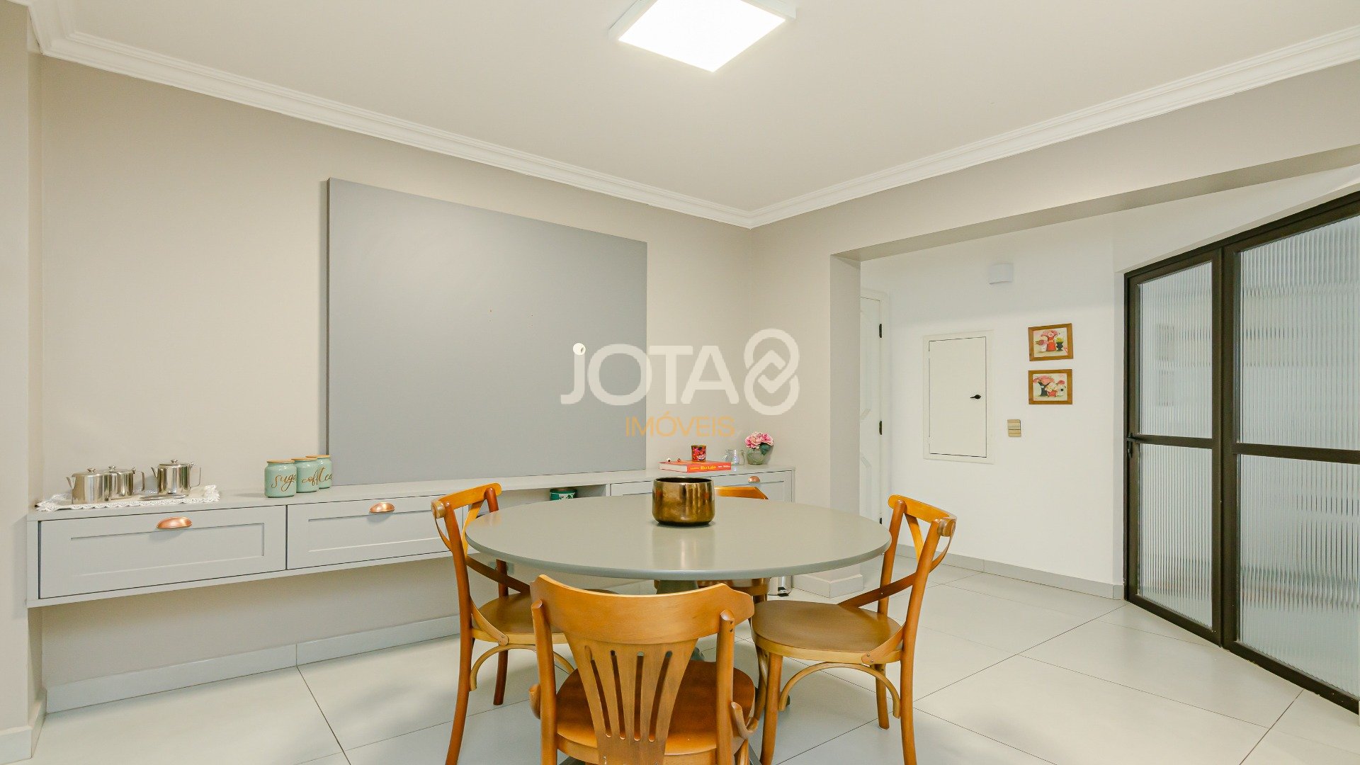 APARTAMENTO COM 4 QUARTOS NO BIGORRILHO