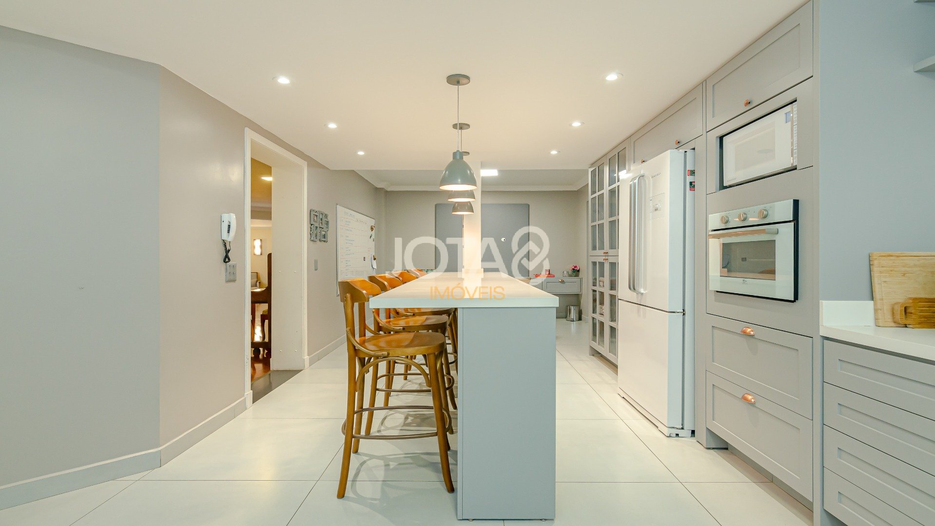 APARTAMENTO COM 4 QUARTOS NO BIGORRILHO