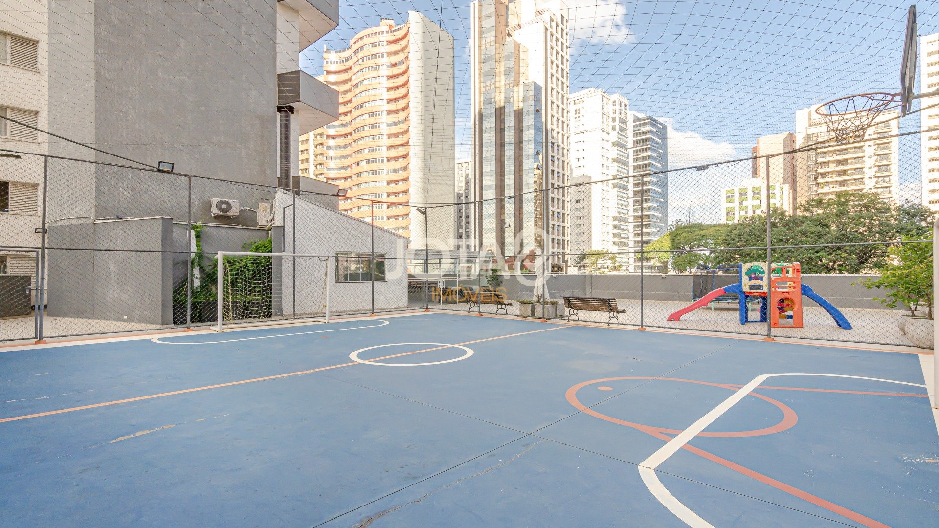 OPORTUNIDADE APARTAMENTO PARA RETROFIT NO BATEL