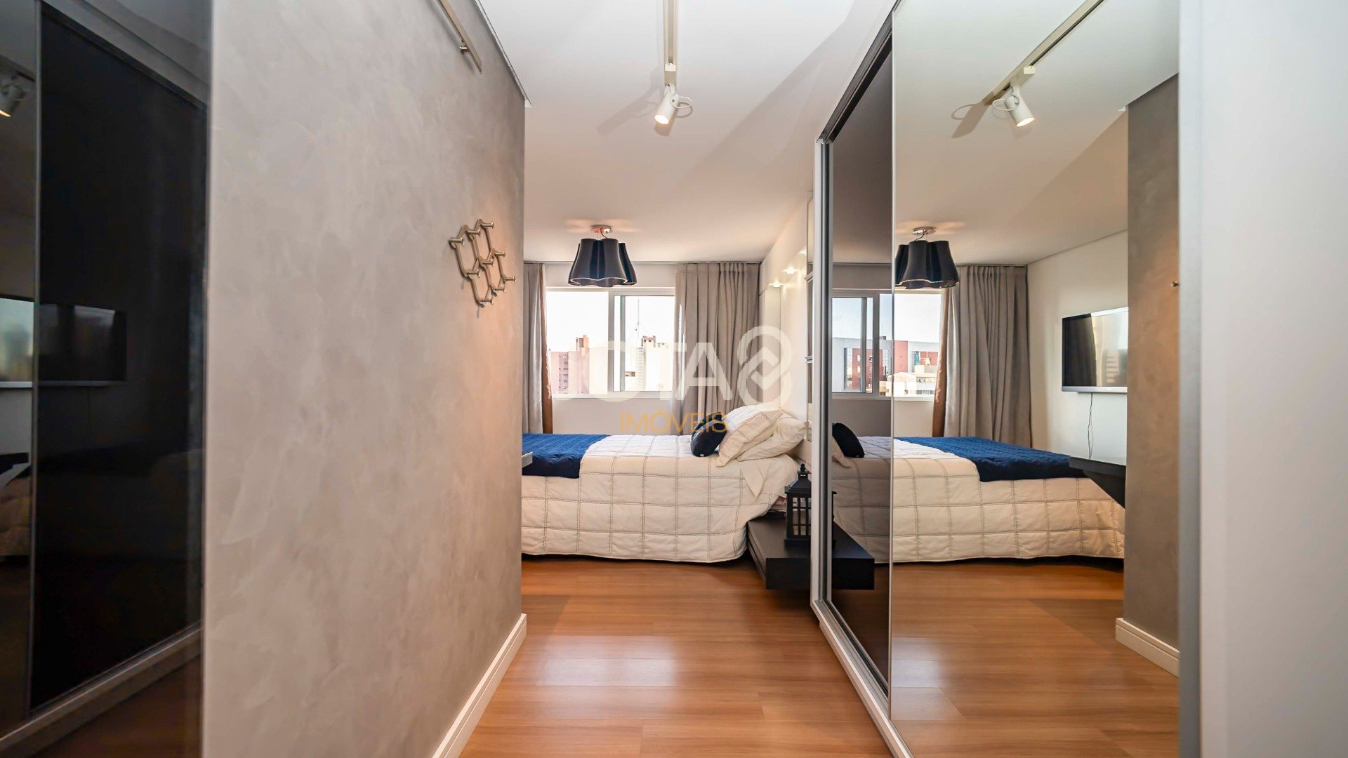 APARTAMENTO 2 QUARTOS E 2 VAGAS NO ALTO DA GLÓRIA!