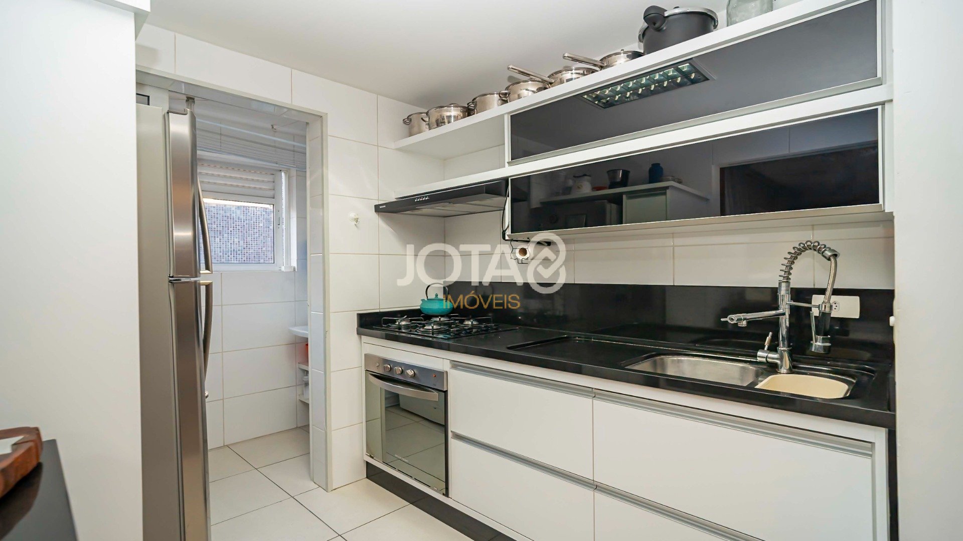 APARTAMENTO 2 QUARTOS E 2 VAGAS NO ALTO DA GLÓRIA!