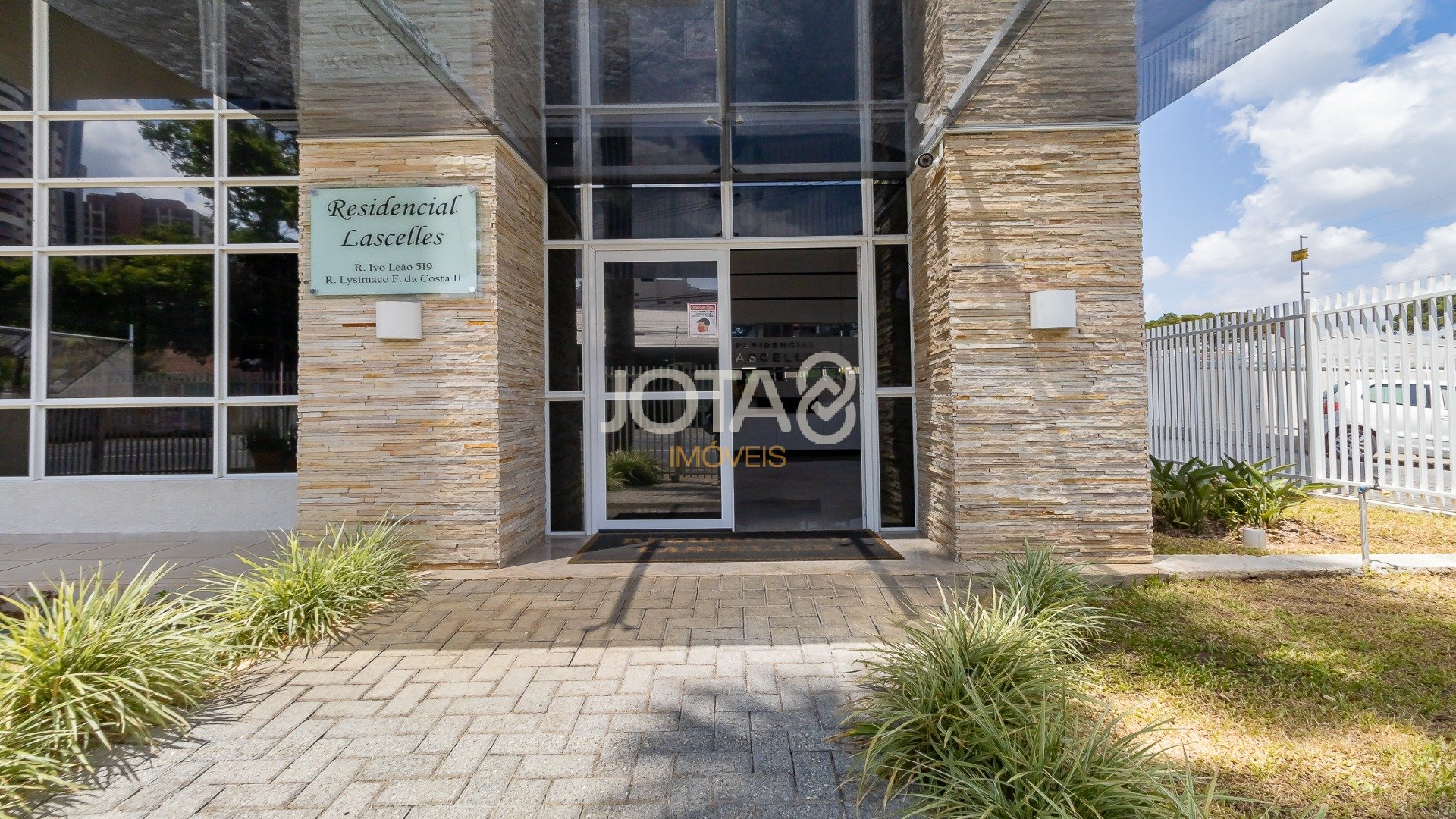 APARTAMENTO 2 QUARTOS E 2 VAGAS NO ALTO DA GLÓRIA!