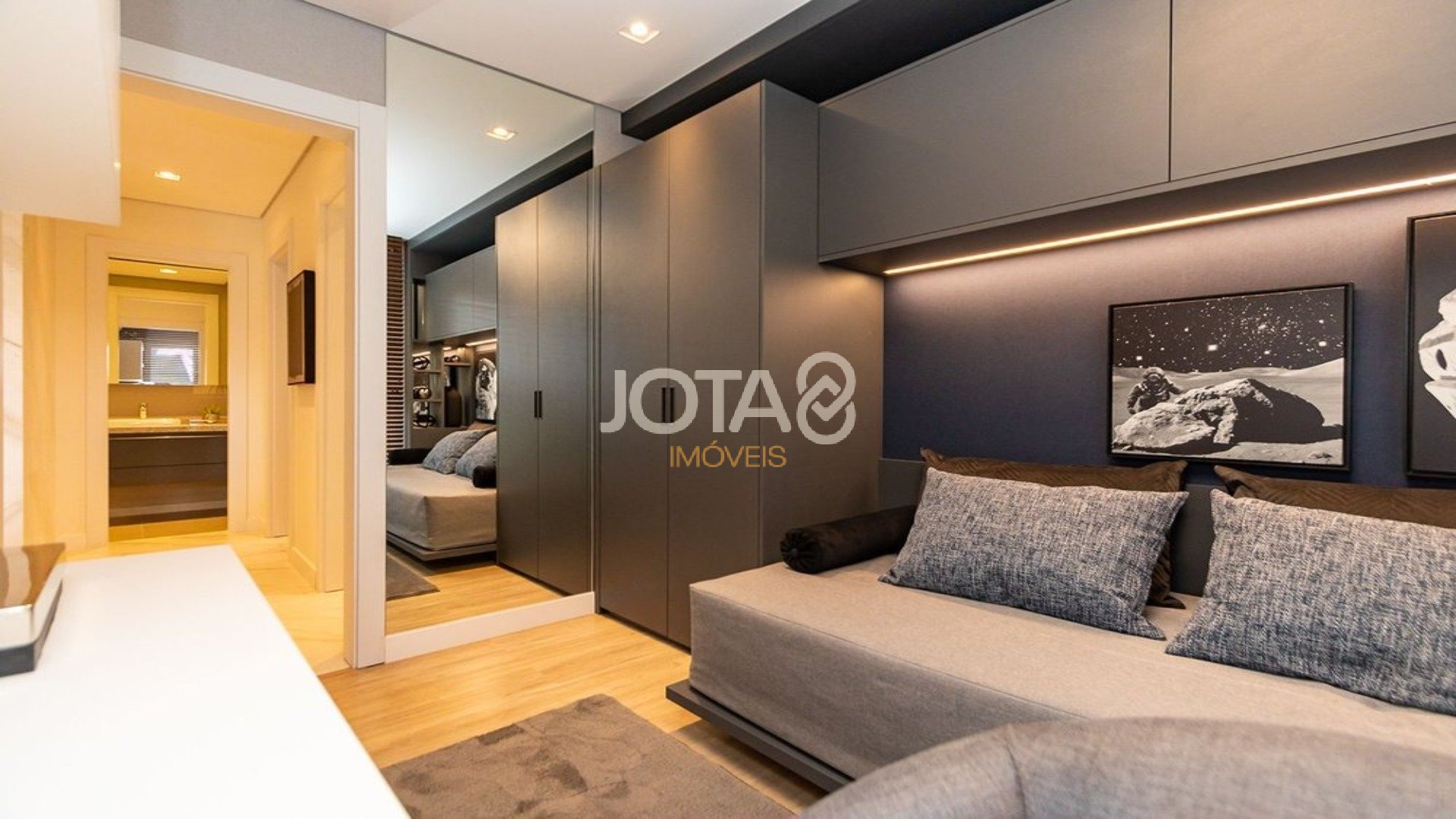 APARTAMENTO BEM LOCALIZADO COM 2 QUARTOS E 2 VAGAS NO ECOVILLE