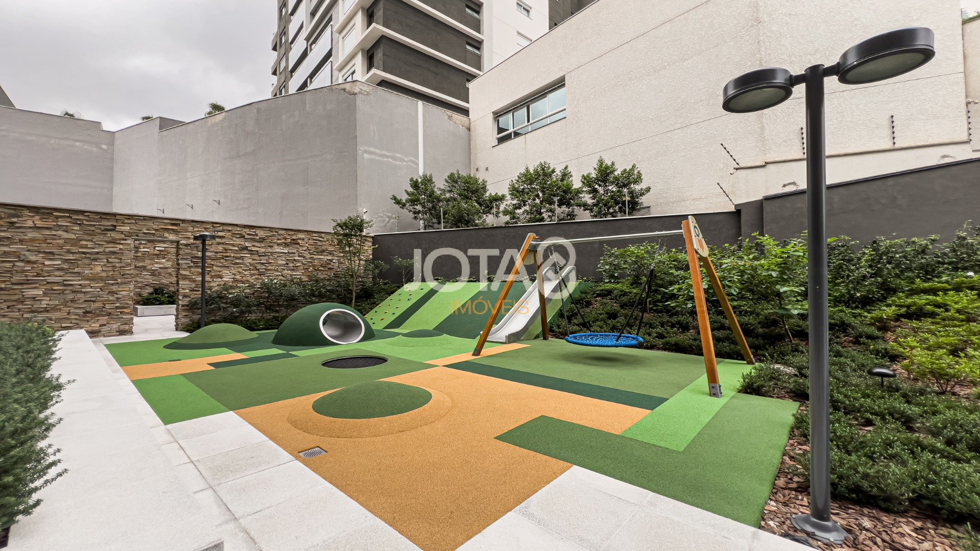APARTAMENTO NOVO DE 3 SUÍTES AO LADO DO MON