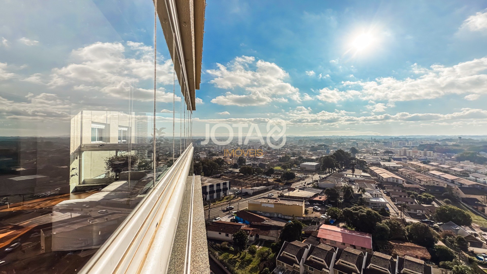 LUZ, ESPAÇO E BOAS MEMÓRIAS  ANDAR ALTO - EDIFÍCIO MAGNUM | ECOVILLE