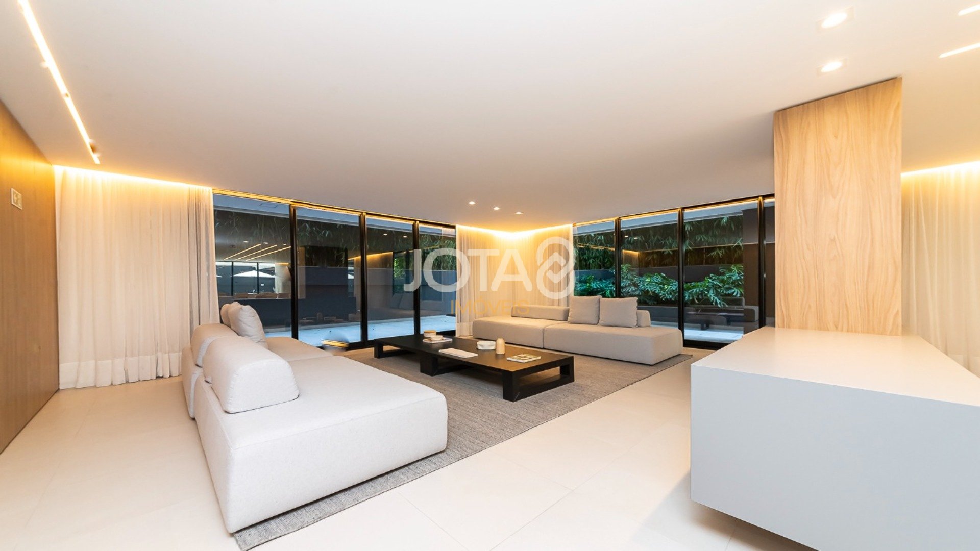 APARTAMENTO 2 QUARTOS AO LADO DA PRAÇA DA ESPANHA