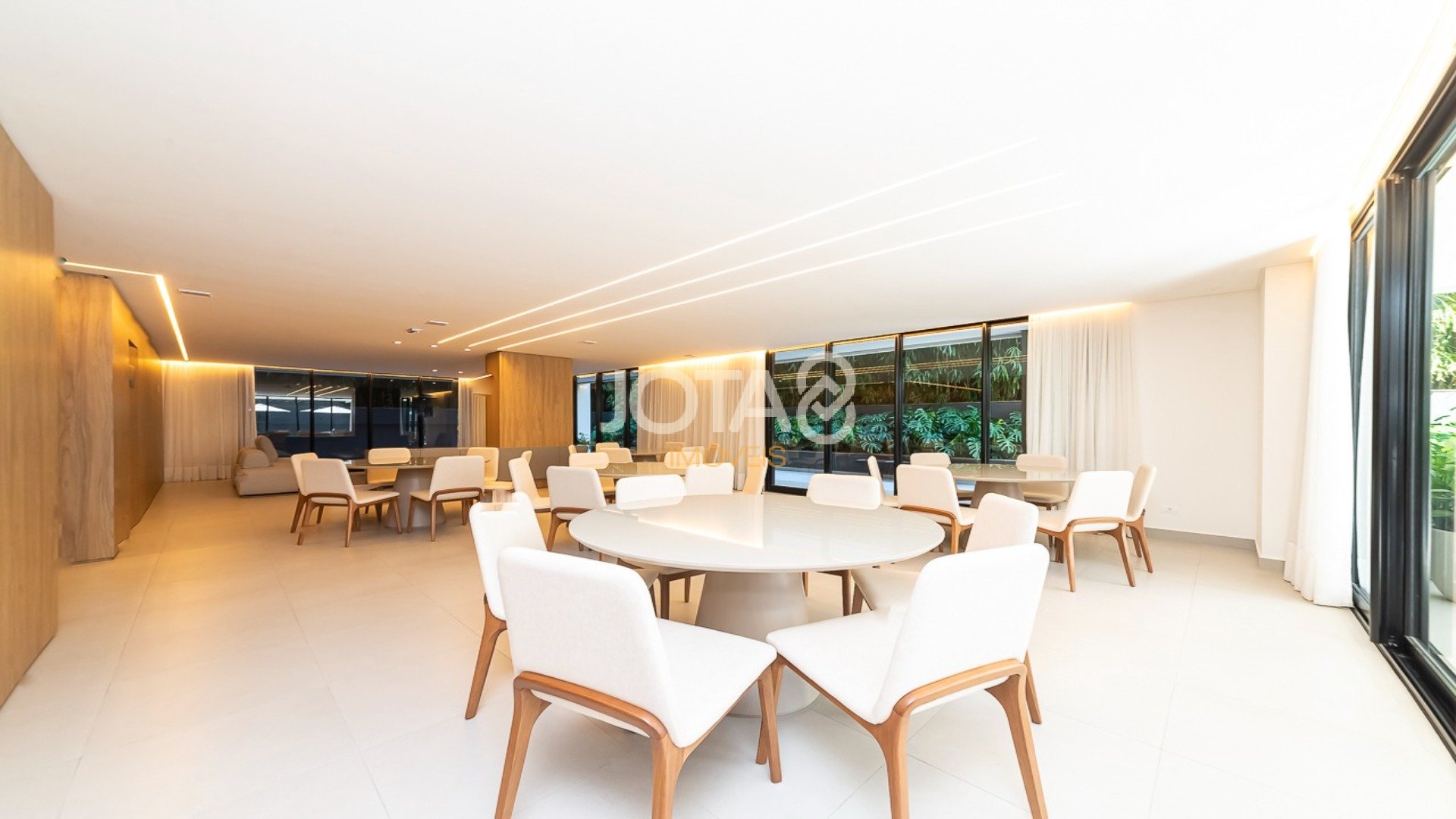 APARTAMENTO 2 QUARTOS AO LADO DA PRAÇA DA ESPANHA