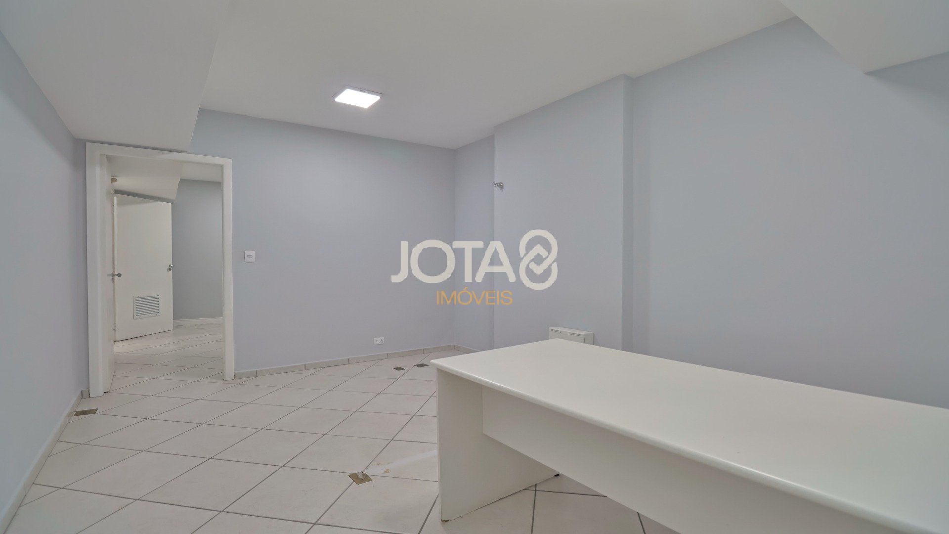 LAJE COMERCIAL EM ÓTIMA LOCALIZAÇÃO