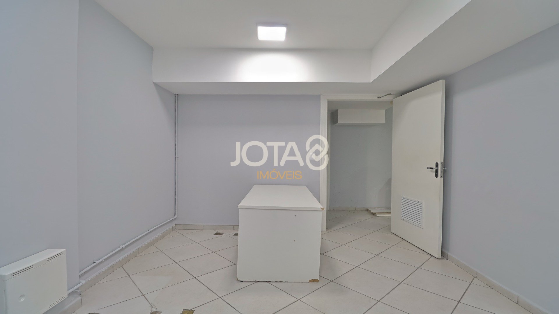 LAJE COMERCIAL EM ÓTIMA LOCALIZAÇÃO