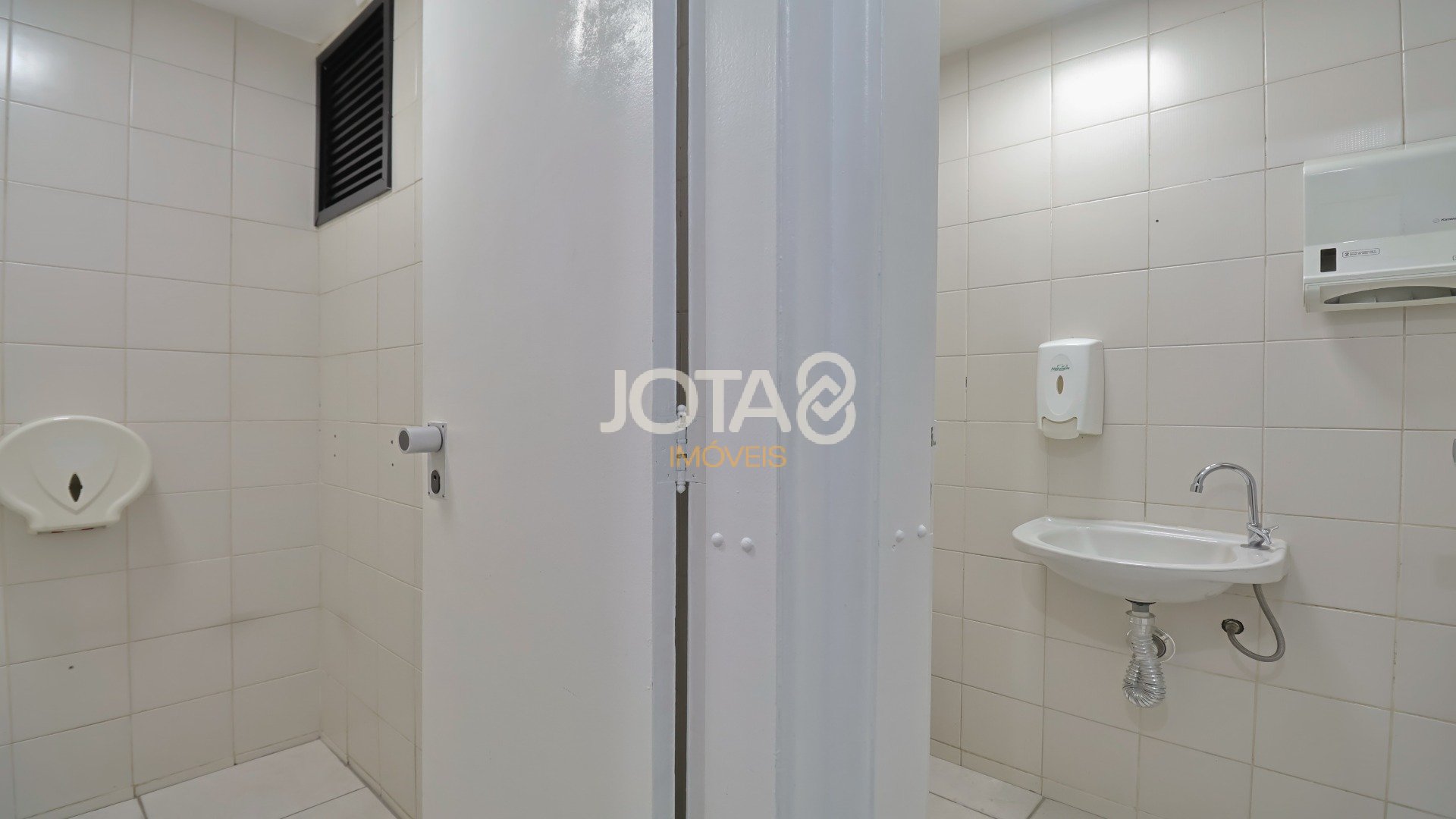 LAJE COMERCIAL EM ÓTIMA LOCALIZAÇÃO