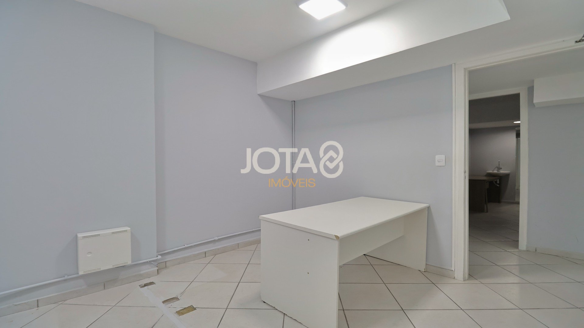 LAJE COMERCIAL EM ÓTIMA LOCALIZAÇÃO