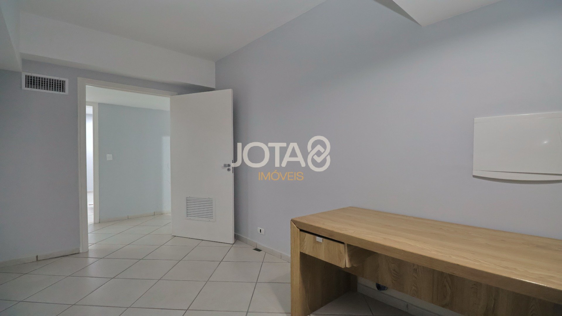 LAJE COMERCIAL EM ÓTIMA LOCALIZAÇÃO