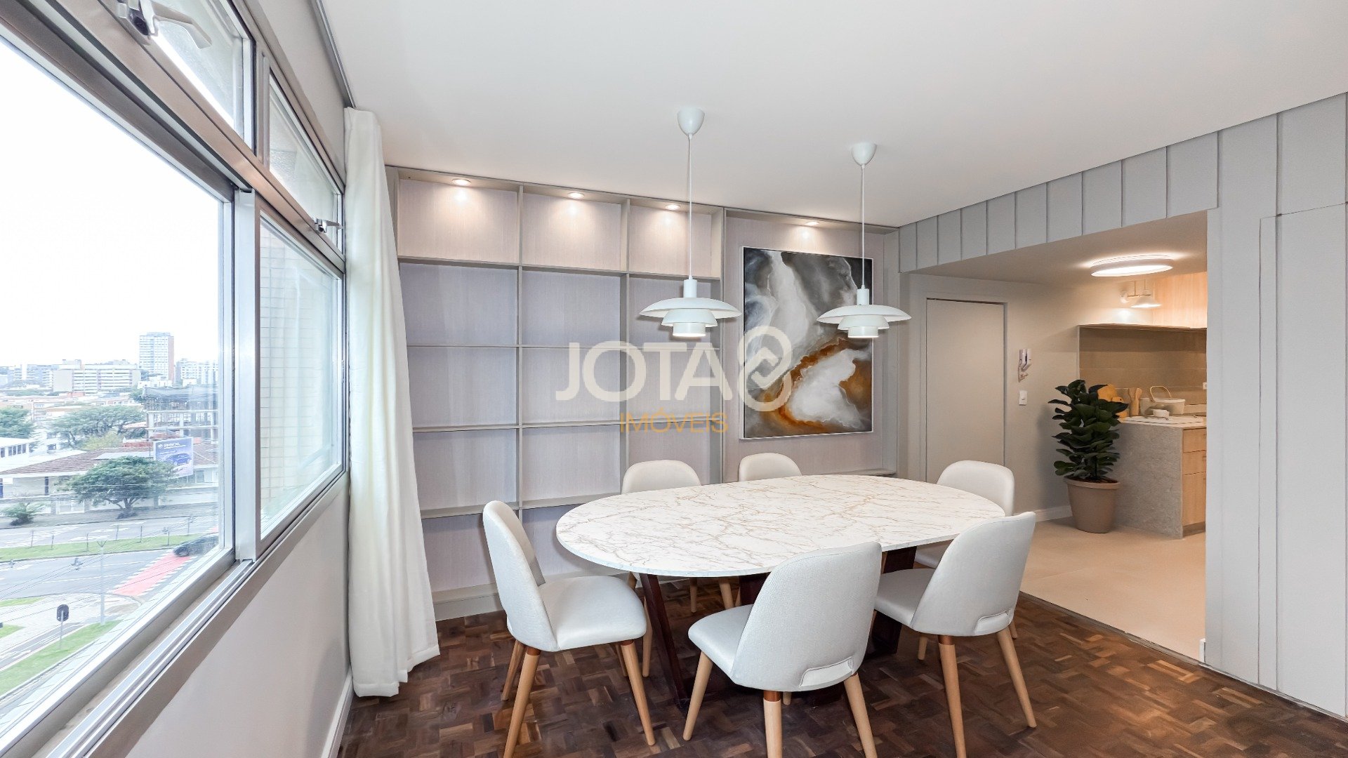 APARTAMENTO RETROFIT COM 3 QUARTOS E 1 VAGA NO ÁGUA VERDE