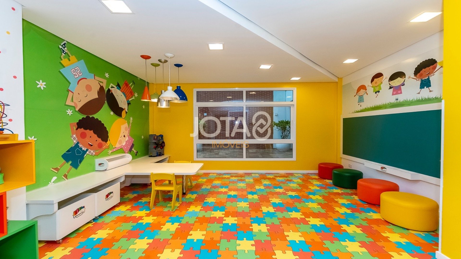 APARTAMENTO MOBILIADO NO ECOVILLE