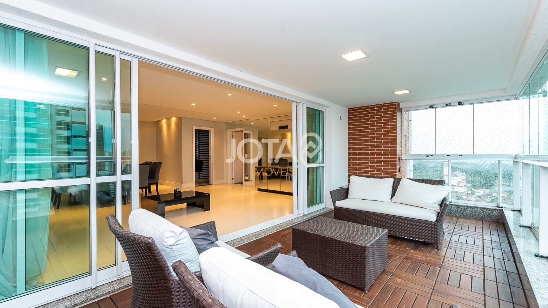 APARTAMENTO MOBILIADO NO ECOVILLE