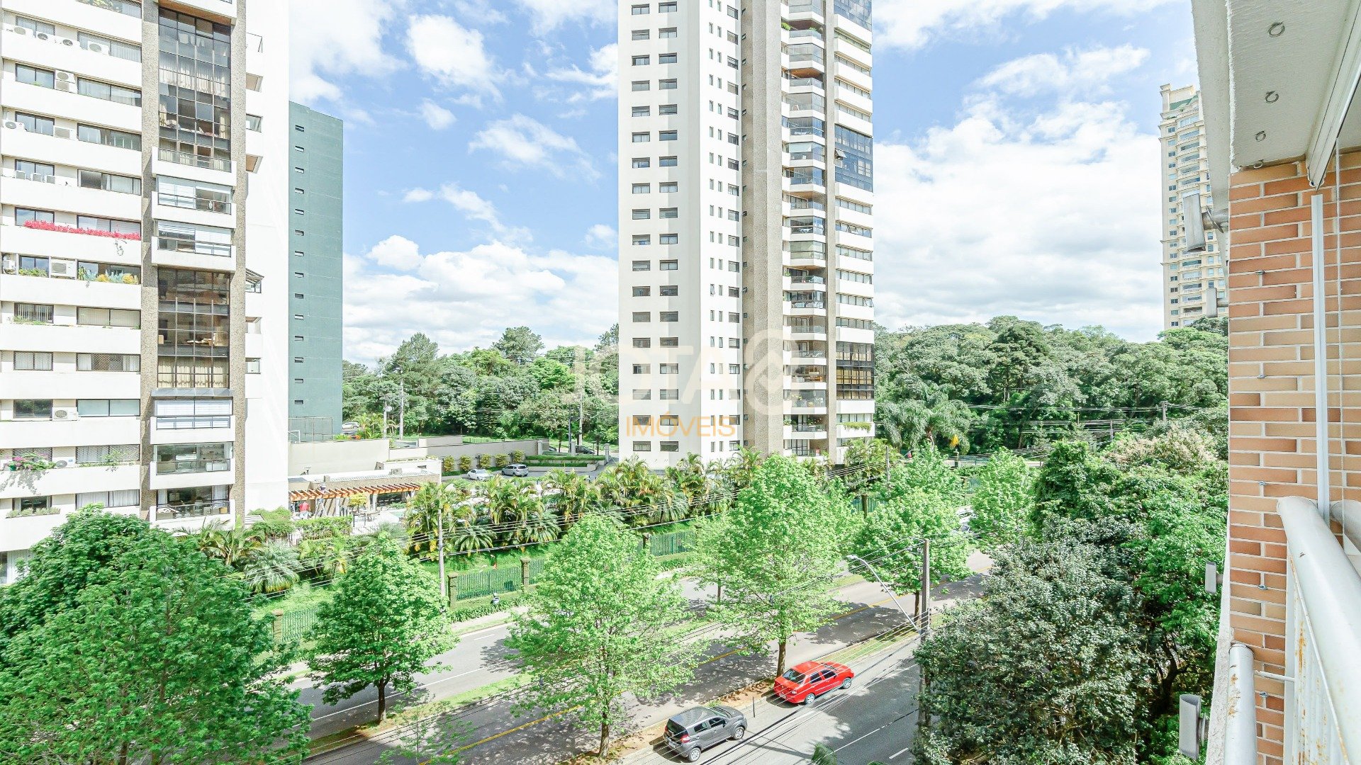 APARTAMENTO TODO DECORADO 2 DORMITORIOS 2 VAGAS
