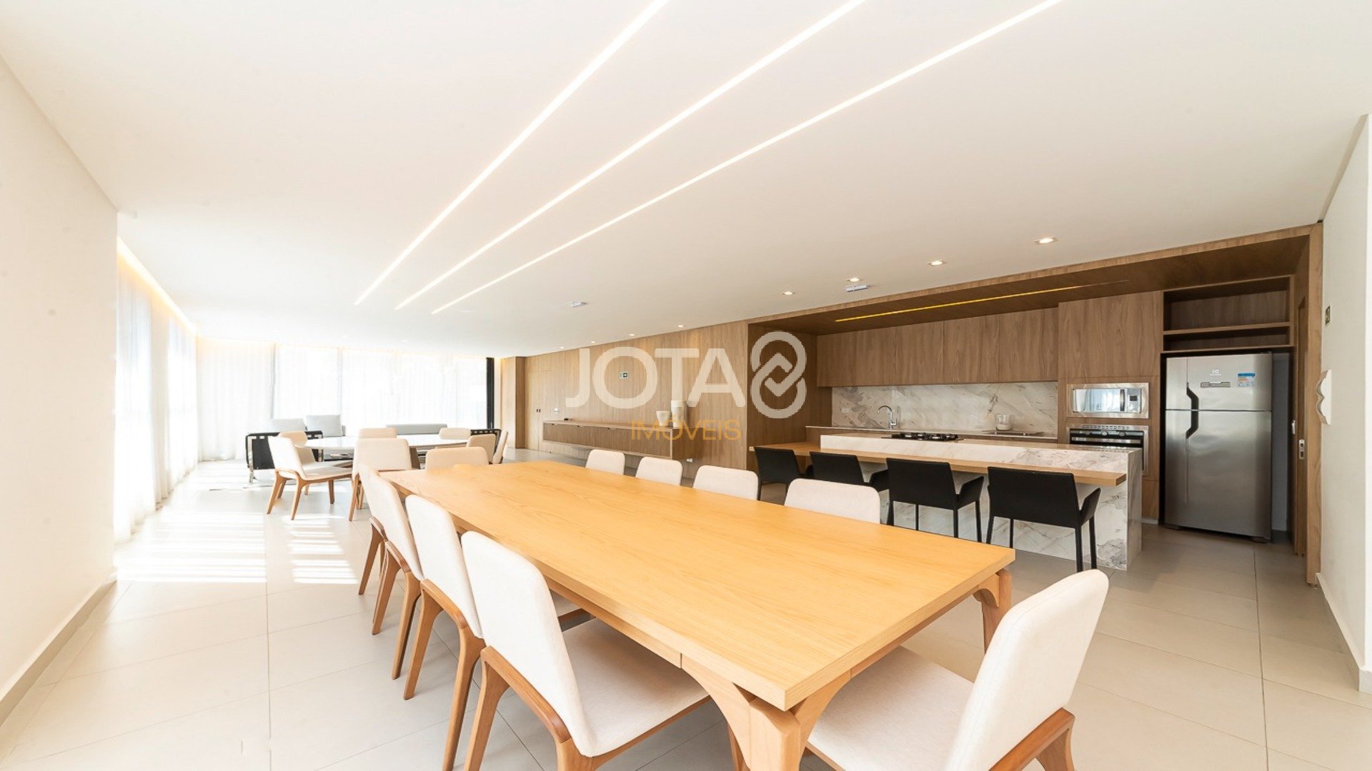 APARTAMENTO 2 QUARTOS AO LADO DA PRAÇA DA ESPANHA