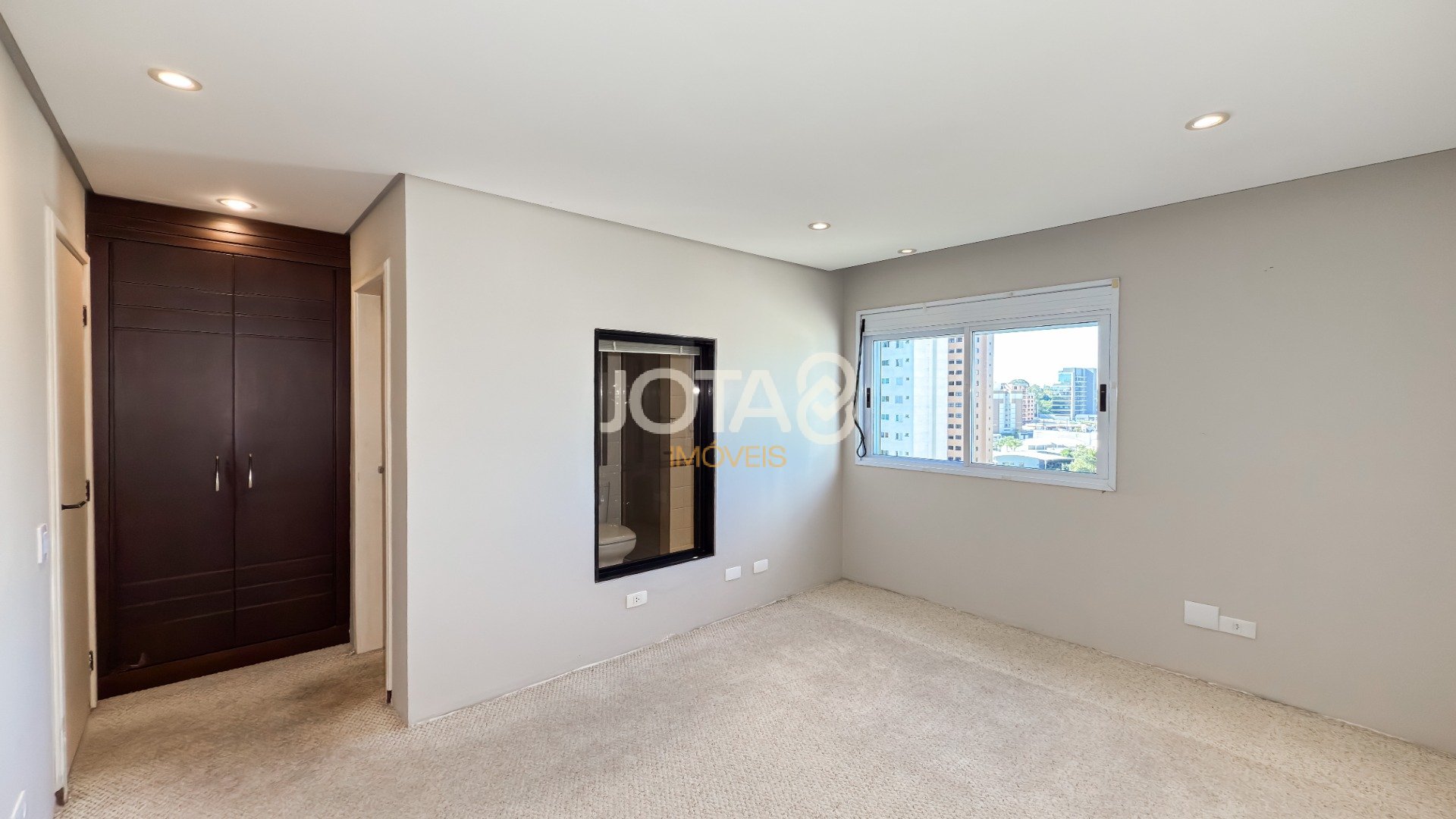 APARTAMENTO NO ECOVILLE COM 2 QUARTOS E 2 VAGAS.