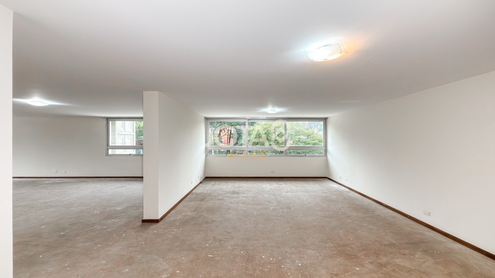 APARTAMENTO COM 4 DORMITÓRIOS NO BATEL
