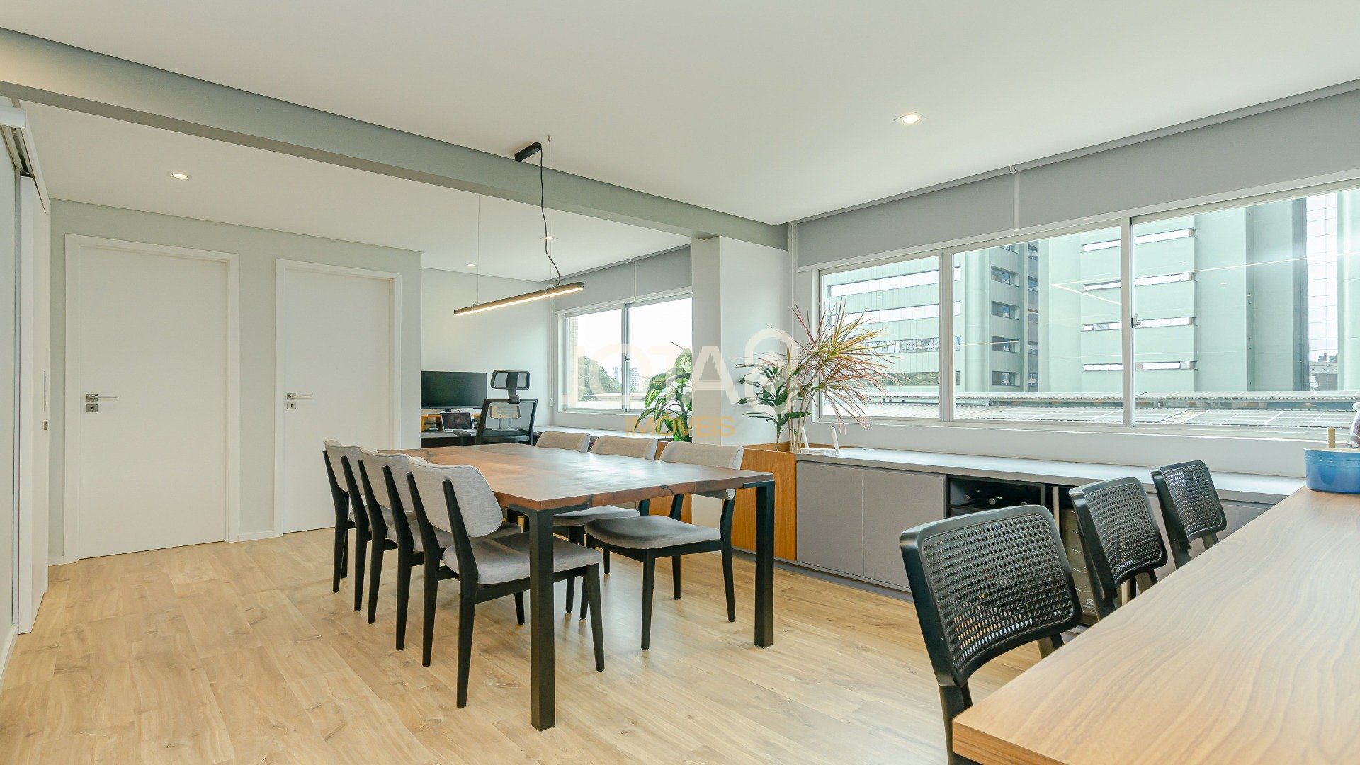 APARTAMENTO MOBILIADO NO CABRAL