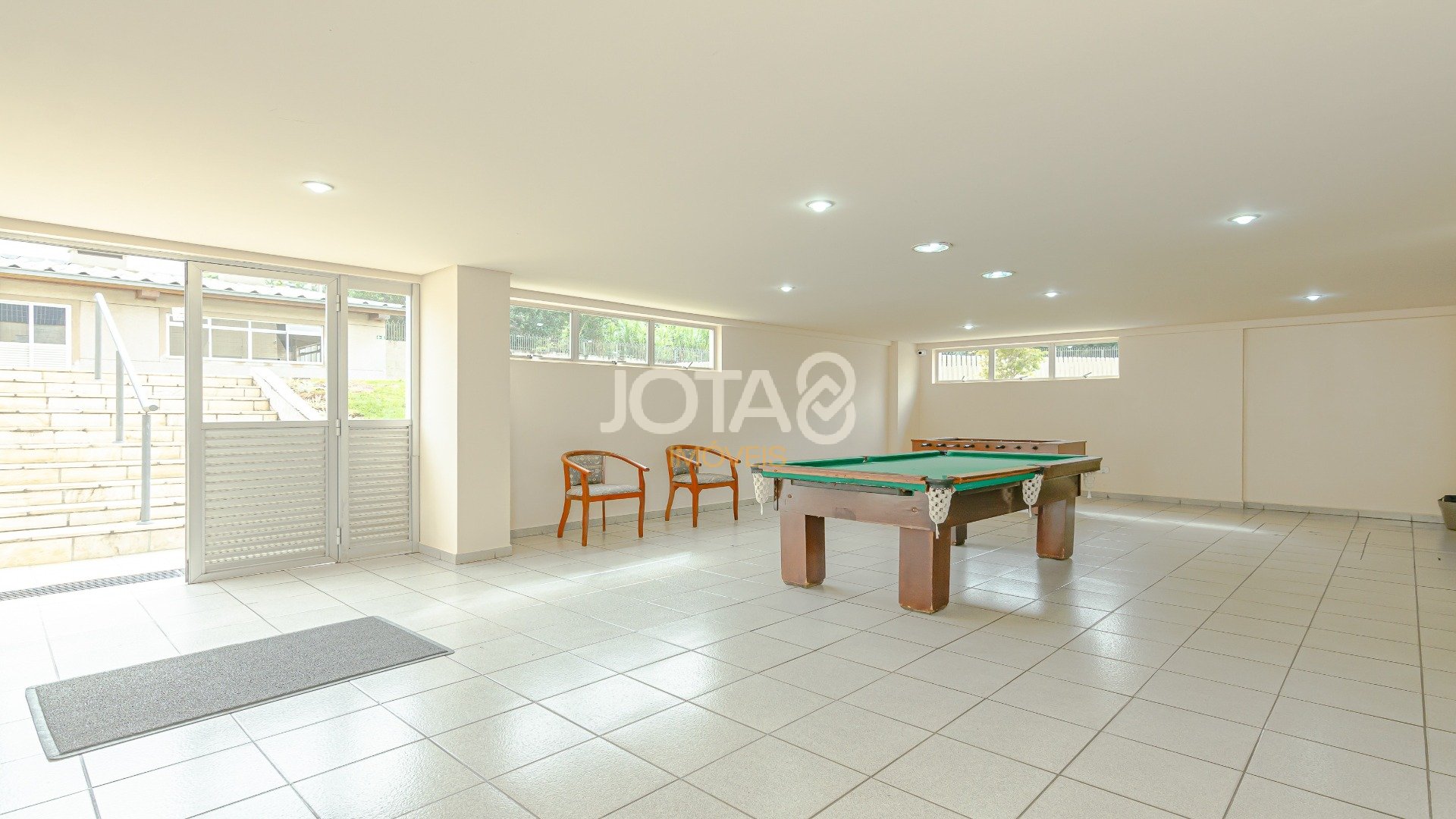 APARTAMENTO MOBILIADO NO CABRAL