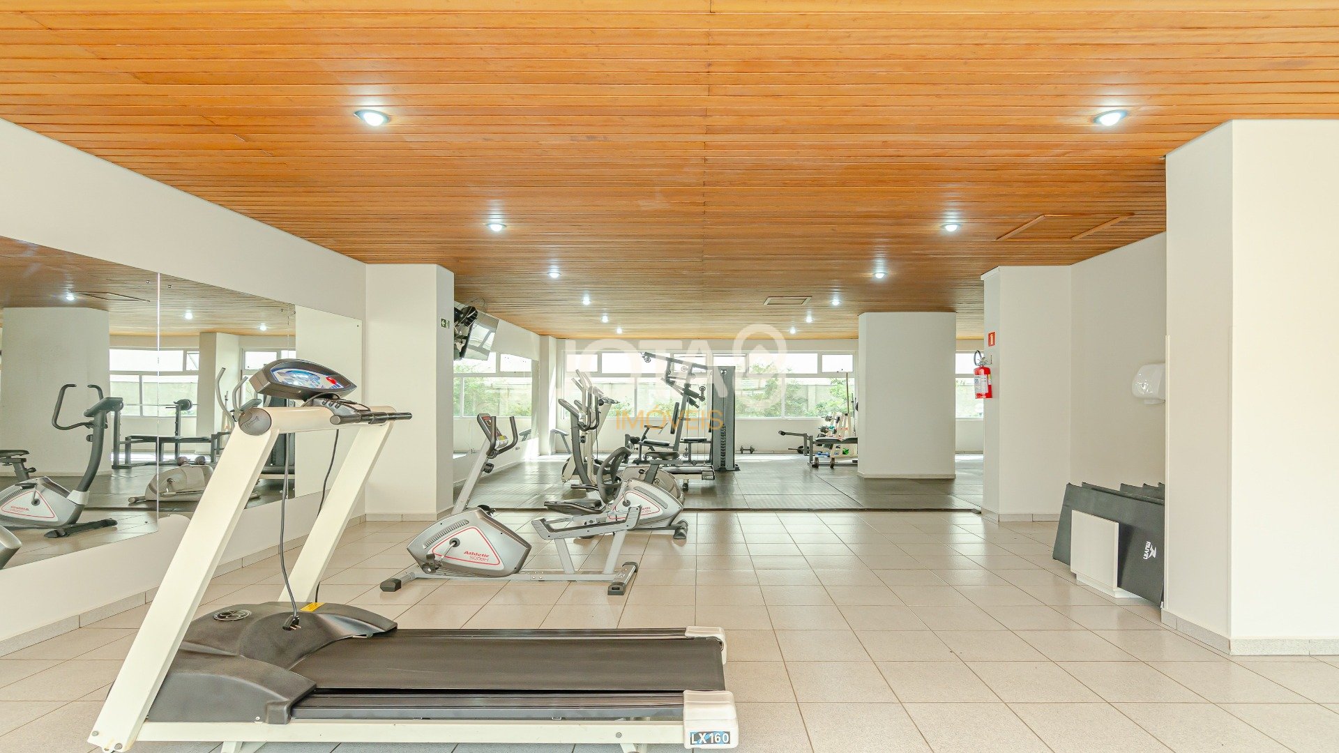 APARTAMENTO MOBILIADO NO CABRAL