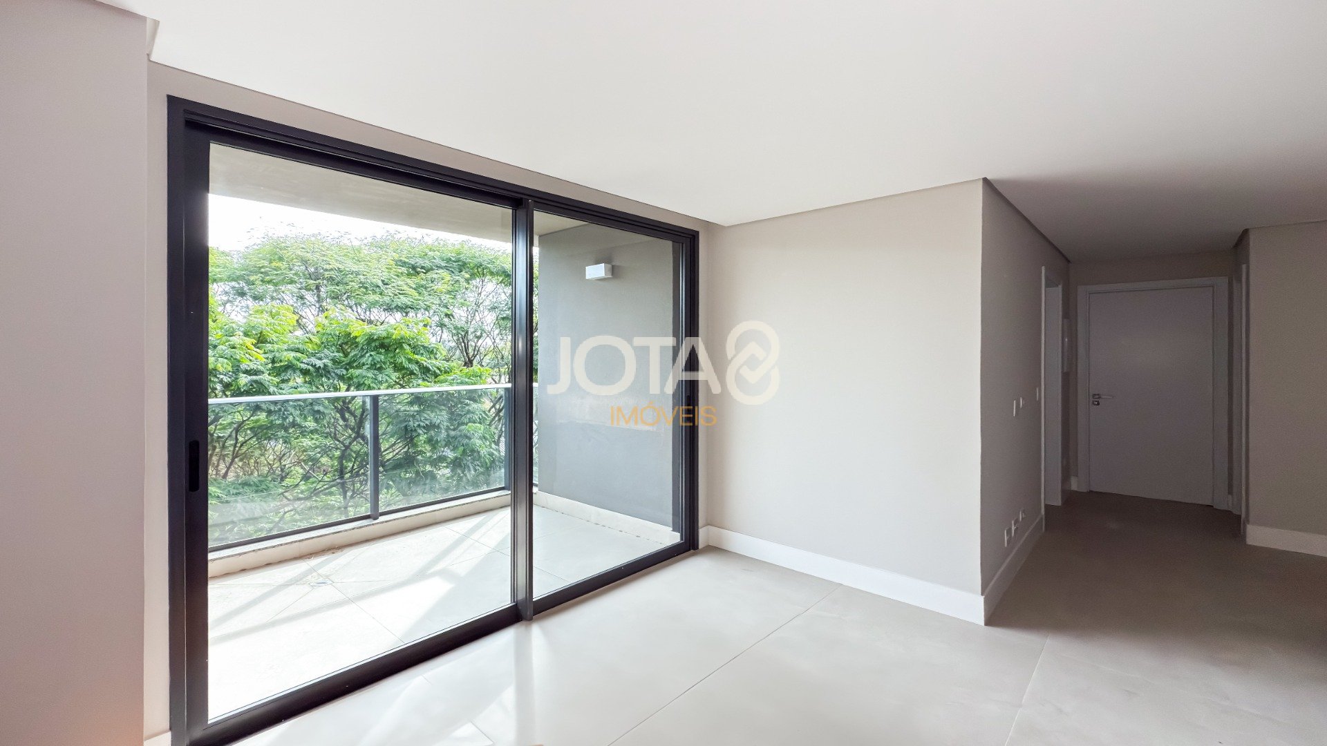 APARTAMENTO NOVO COM 2 QUARTOS NAS MERCÊS!