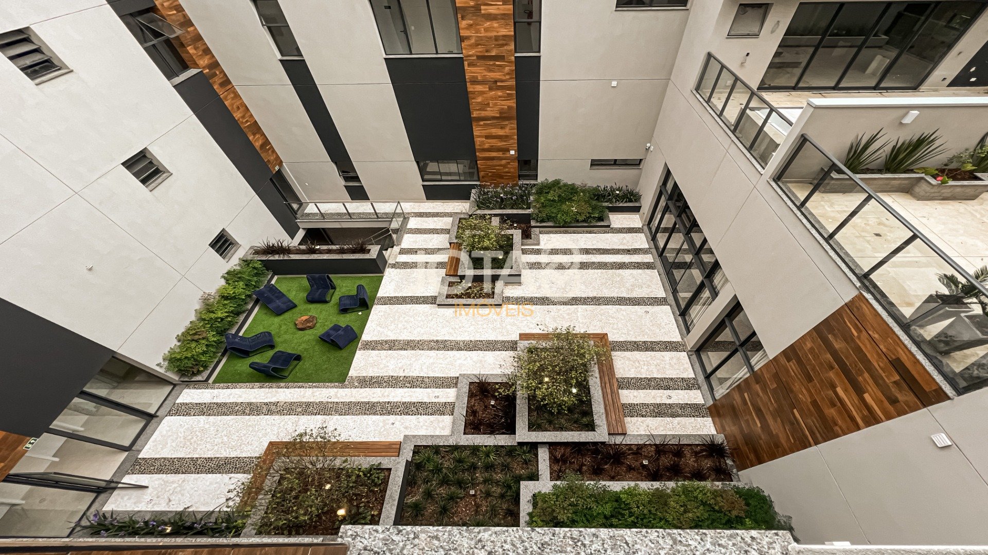 APARTAMENTO NOVO COM 2 QUARTOS NAS MERCÊS!