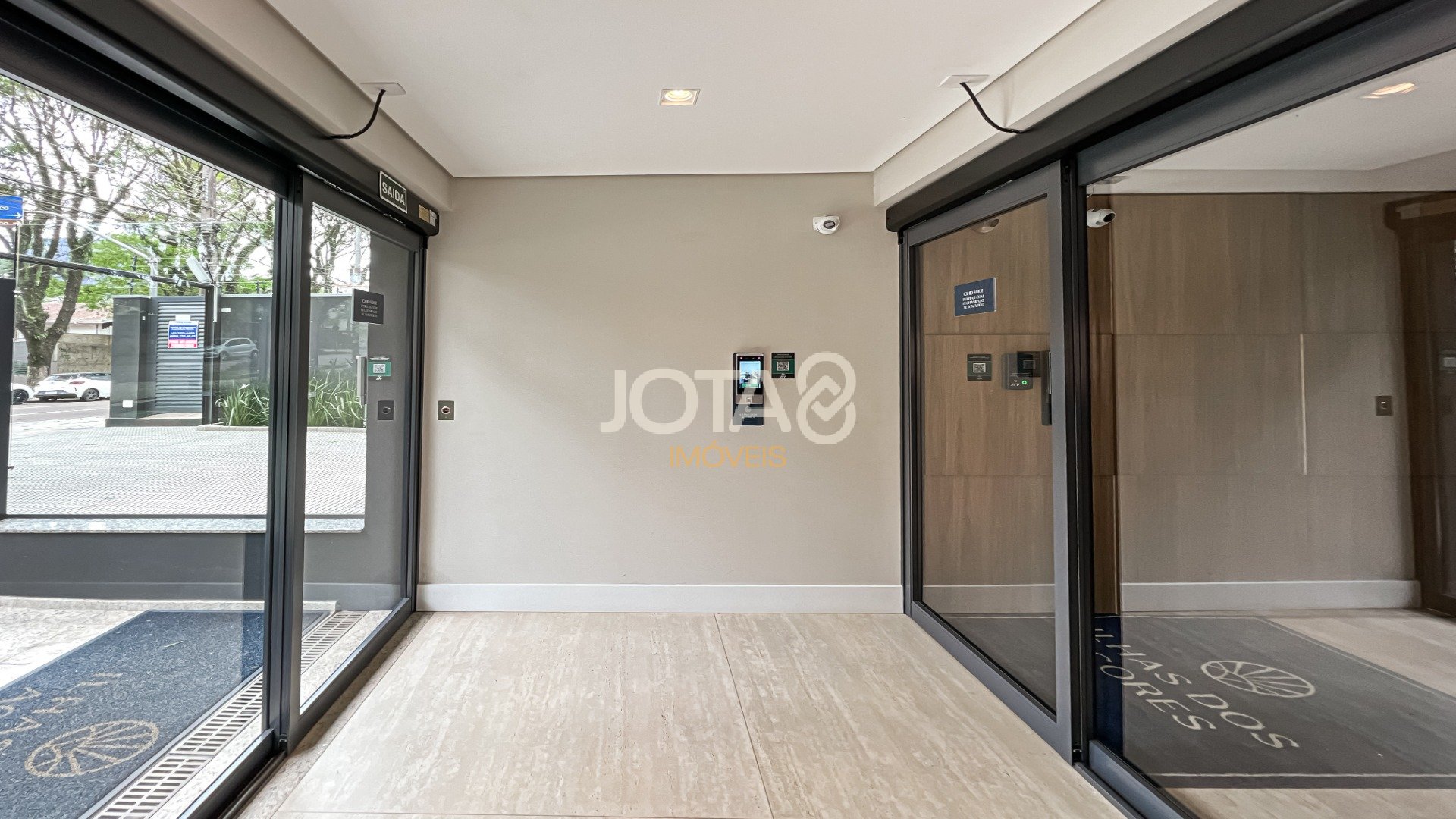 APARTAMENTO NOVO COM 2 QUARTOS NAS MERCÊS!