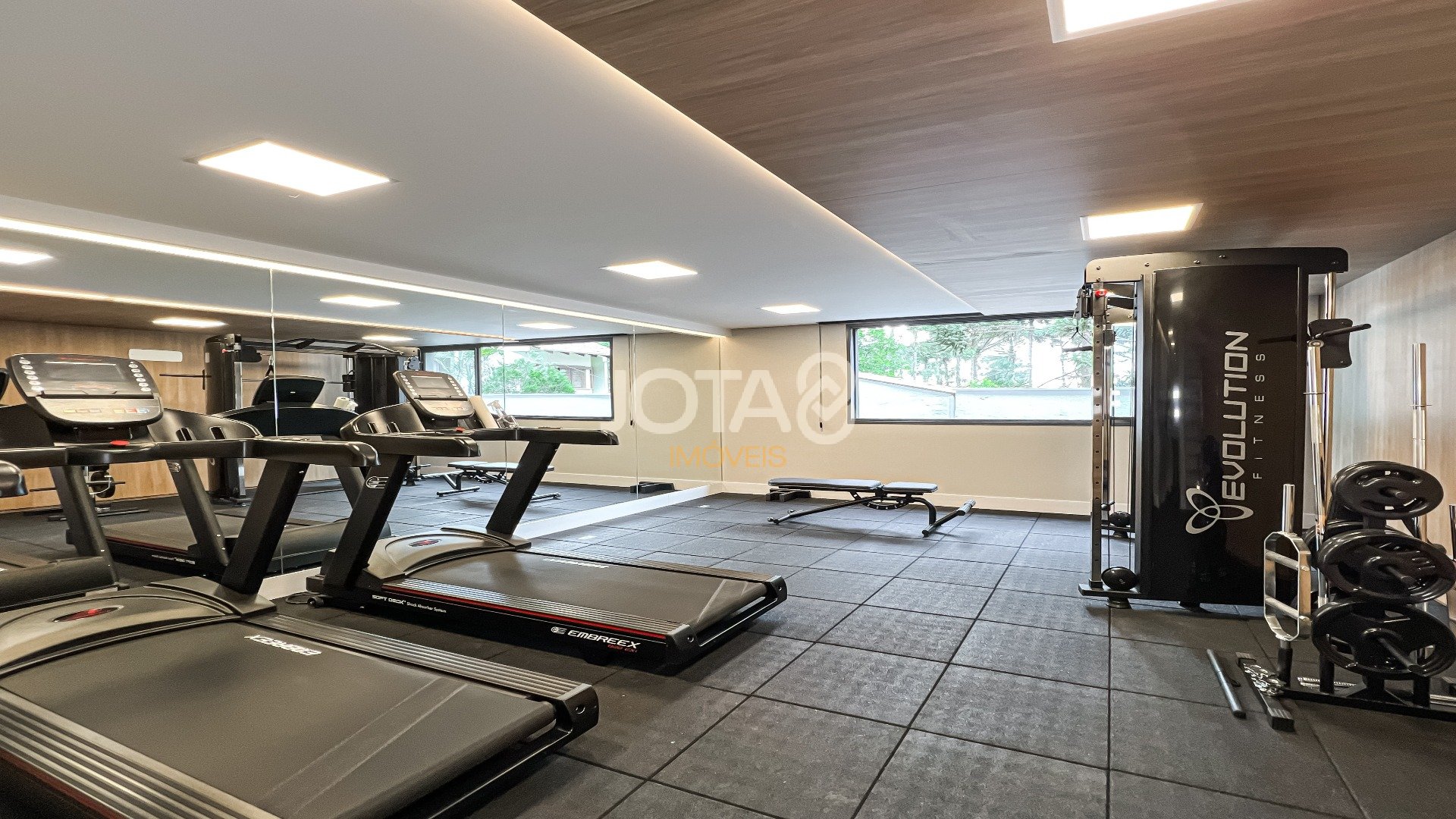 APARTAMENTO NOVO COM 2 QUARTOS NAS MERCÊS!