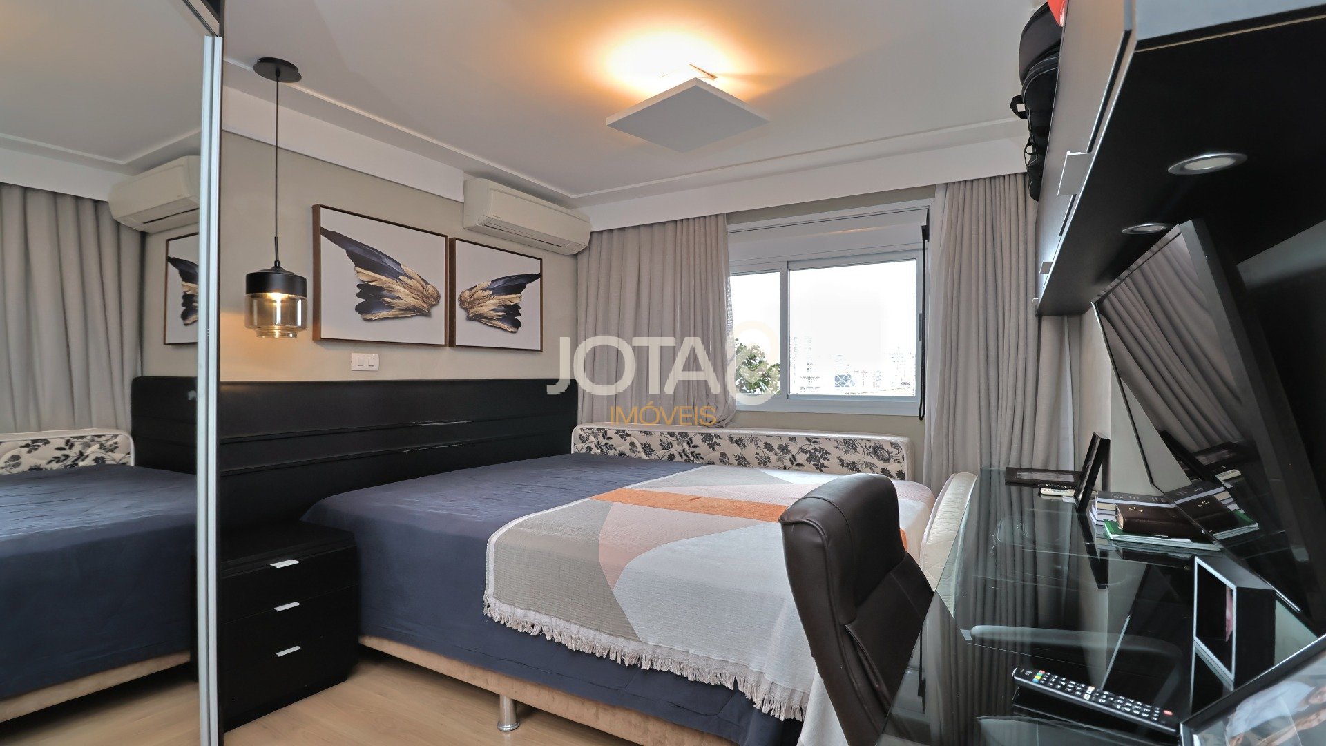 3 QUARTOS ANDAR ALTO FACE OESTE !