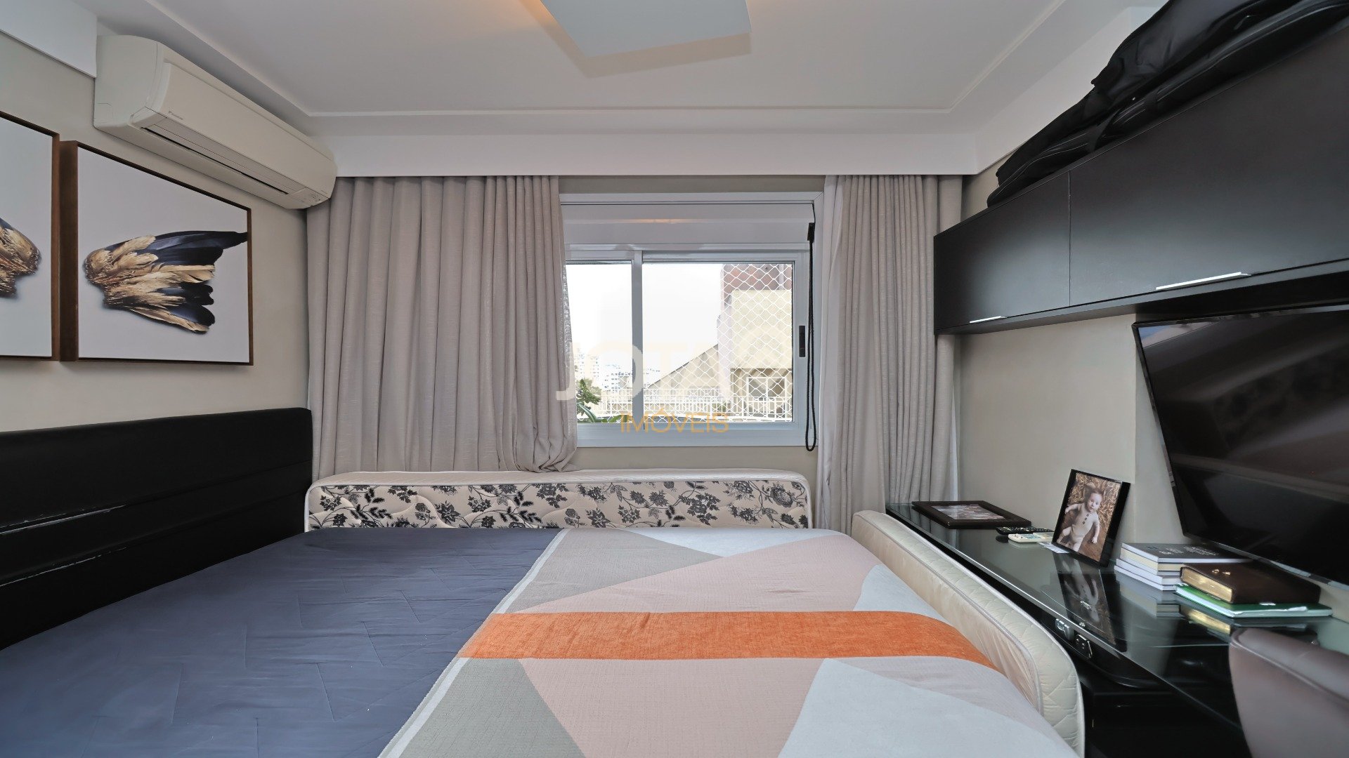 3 QUARTOS ANDAR ALTO FACE OESTE !