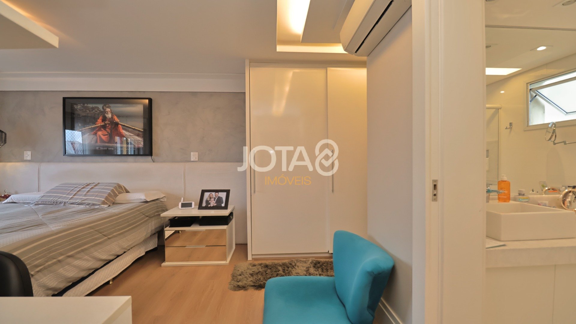 3 QUARTOS ANDAR ALTO FACE OESTE !