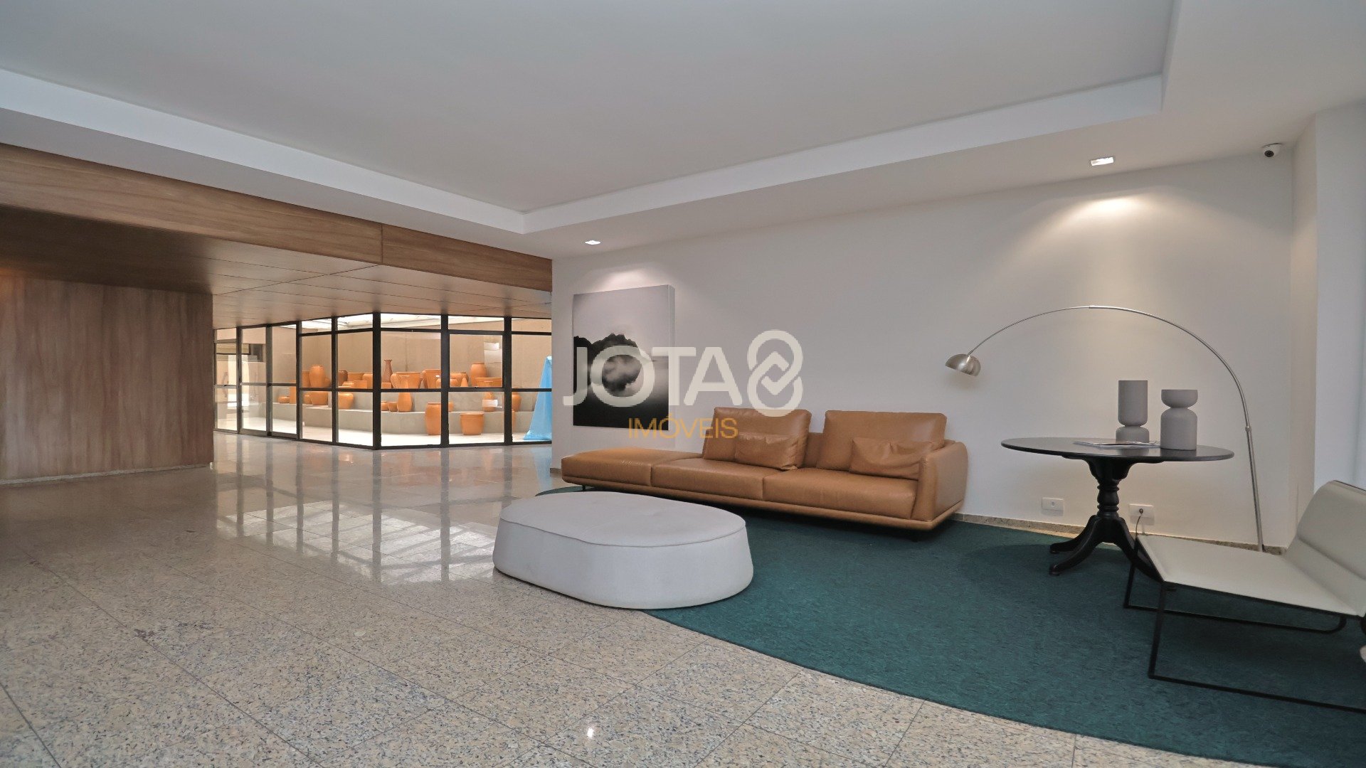 3 QUARTOS ANDAR ALTO FACE OESTE !