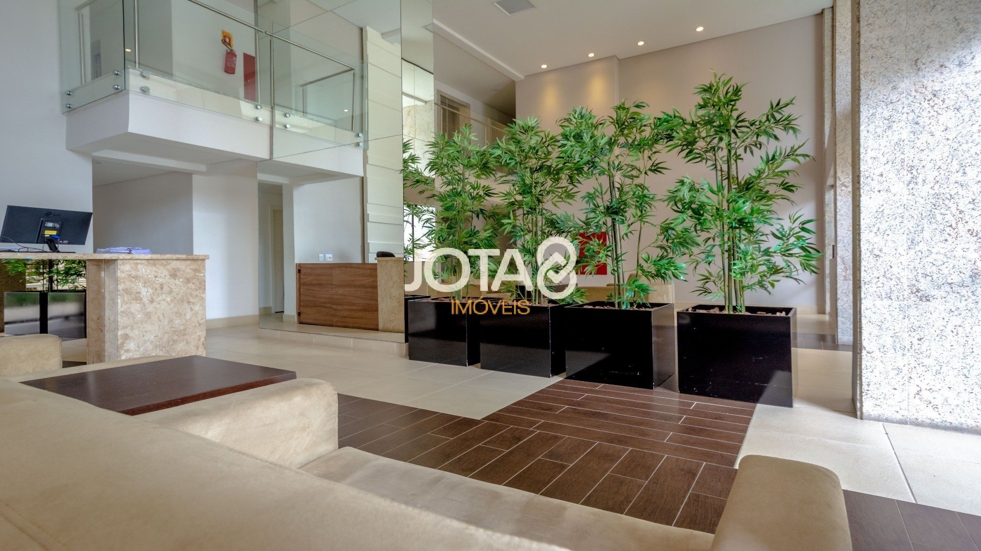 APARTAMENTO EM CONDOMINIO CLUB NO BIGORRILHO