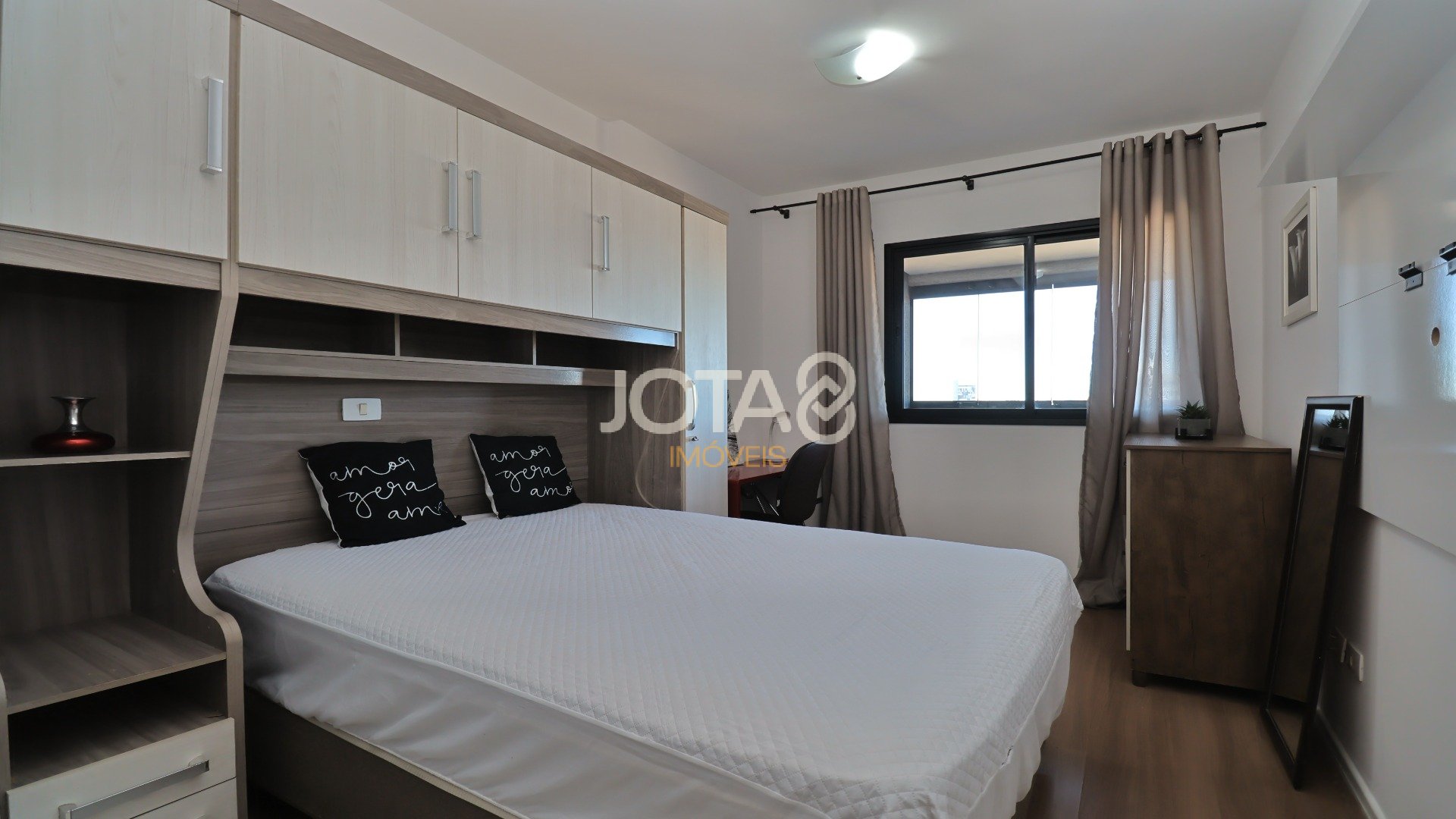 APARTAMENTO EM CONDOMINIO CLUB NO BIGORRILHO