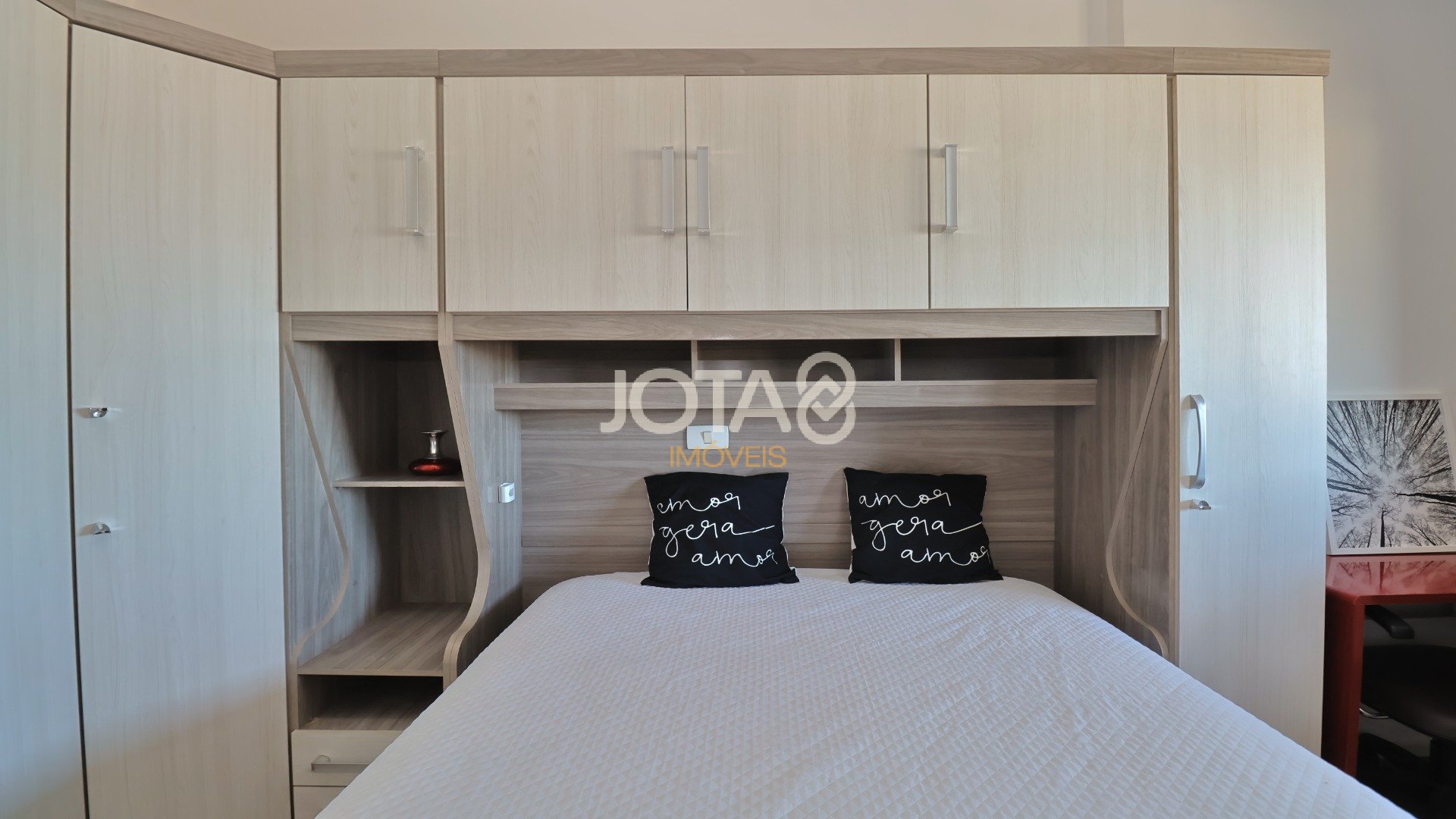APARTAMENTO EM CONDOMINIO CLUB NO BIGORRILHO