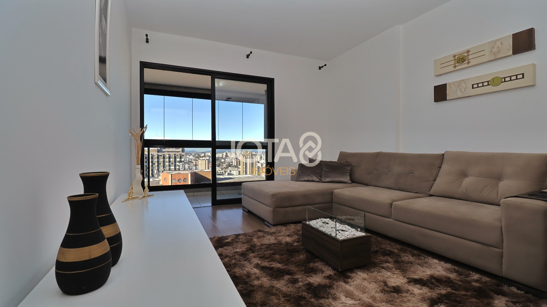 APARTAMENTO EM CONDOMINIO CLUB NO BIGORRILHO