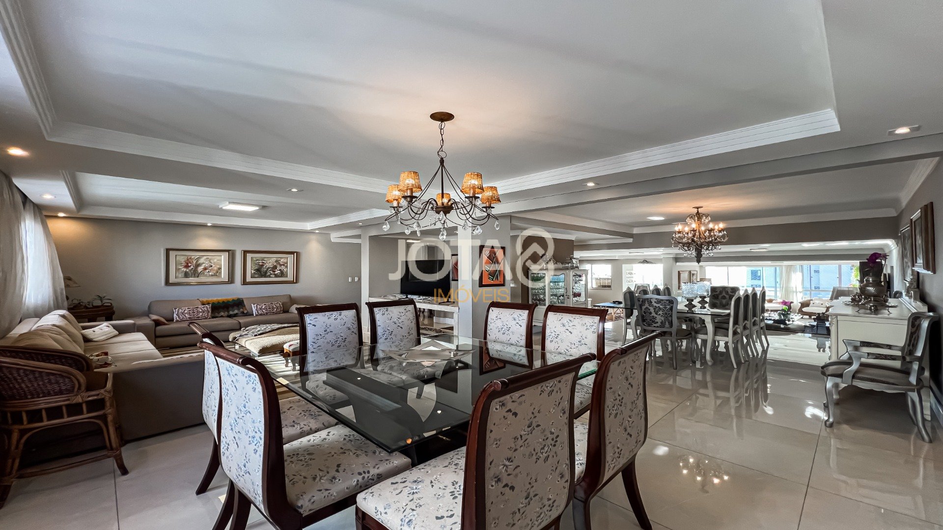 APARTAMENTO BELA TORRE 4 SUITES 3 VAGAS NO BATEL