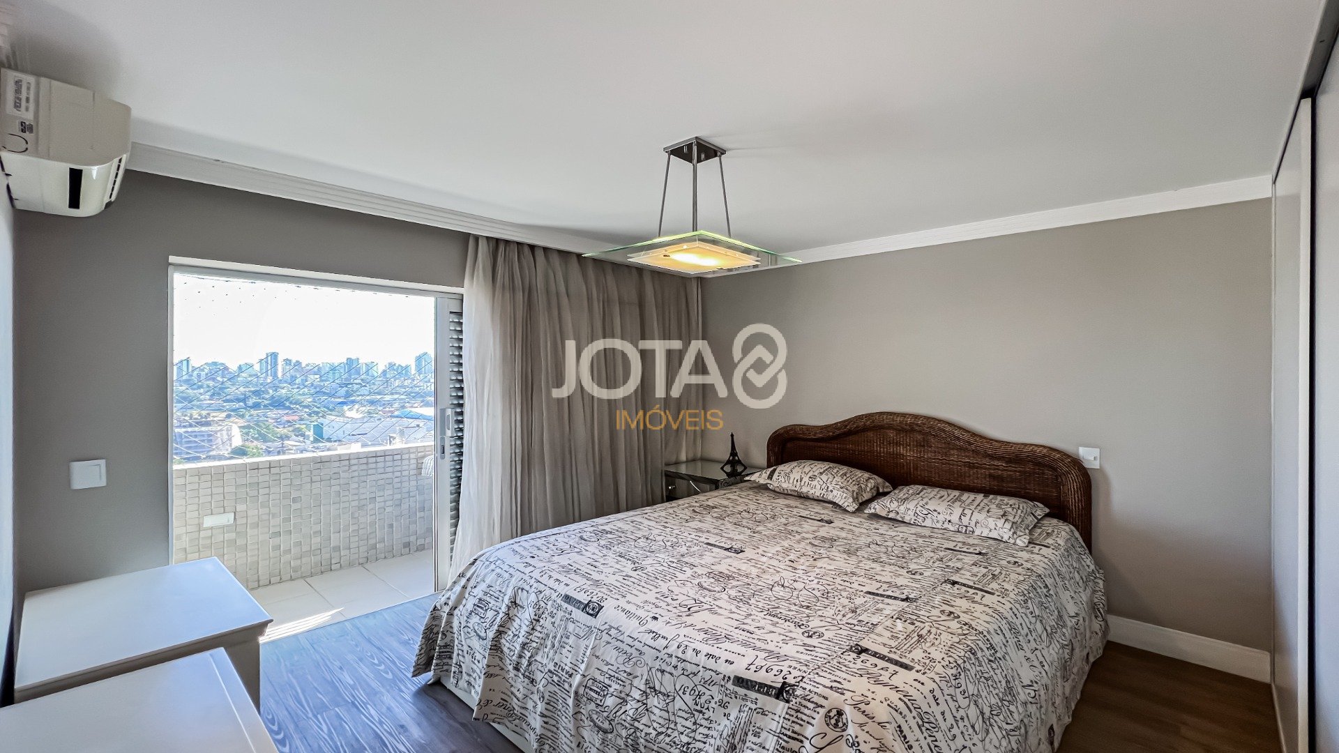 APARTAMENTO BELA TORRE 4 SUITES 3 VAGAS NO BATEL