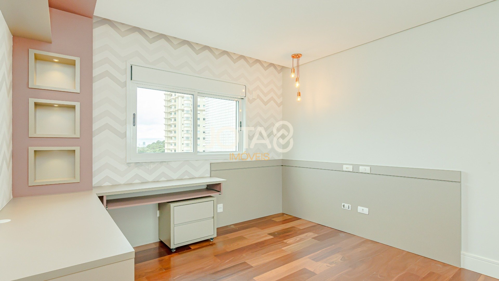 APARTAMENTO COM 3 SUÍTES E 2 VAGAS NO ECOVILLE