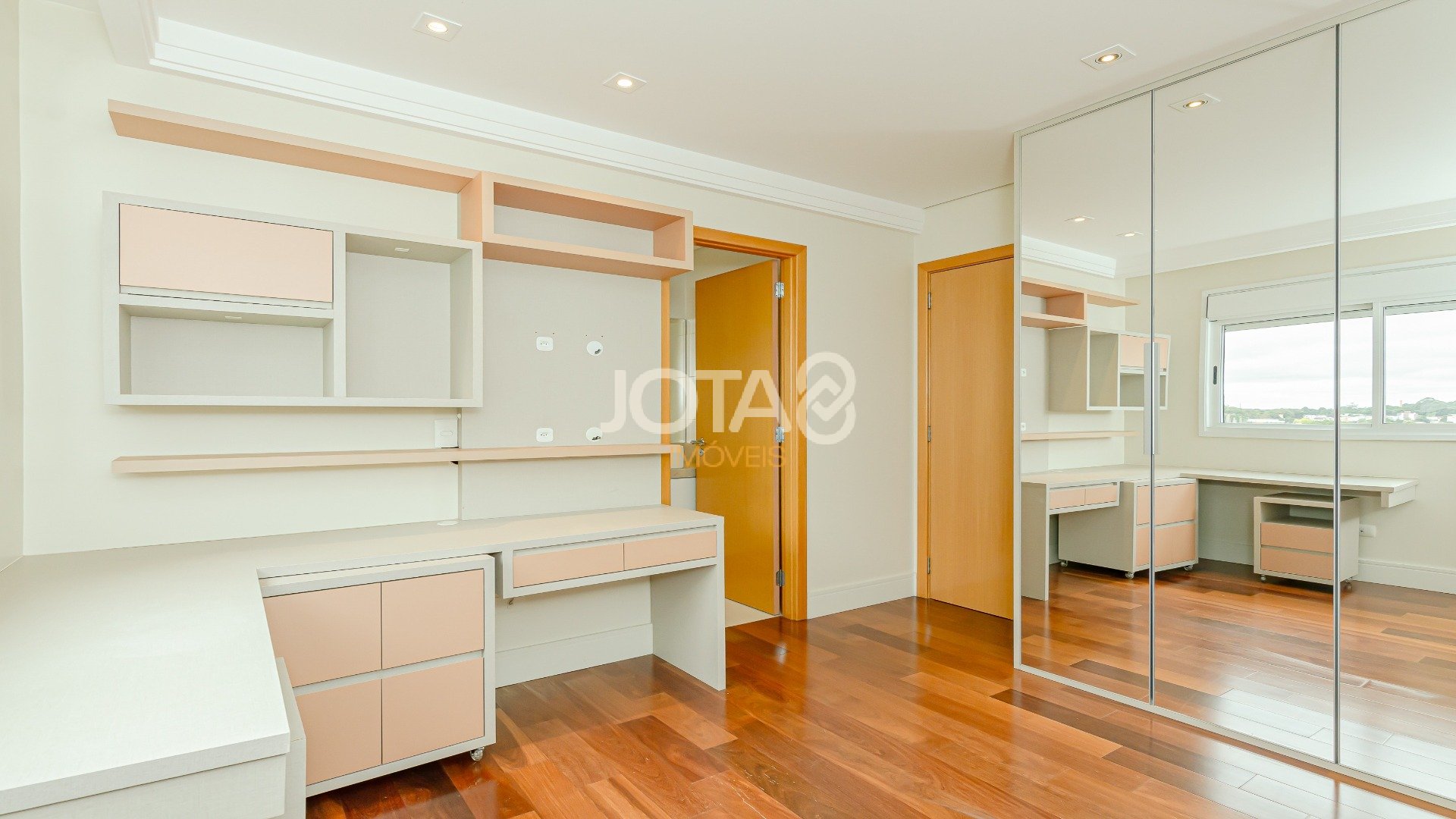 APARTAMENTO COM 3 SUÍTES E 2 VAGAS NO ECOVILLE