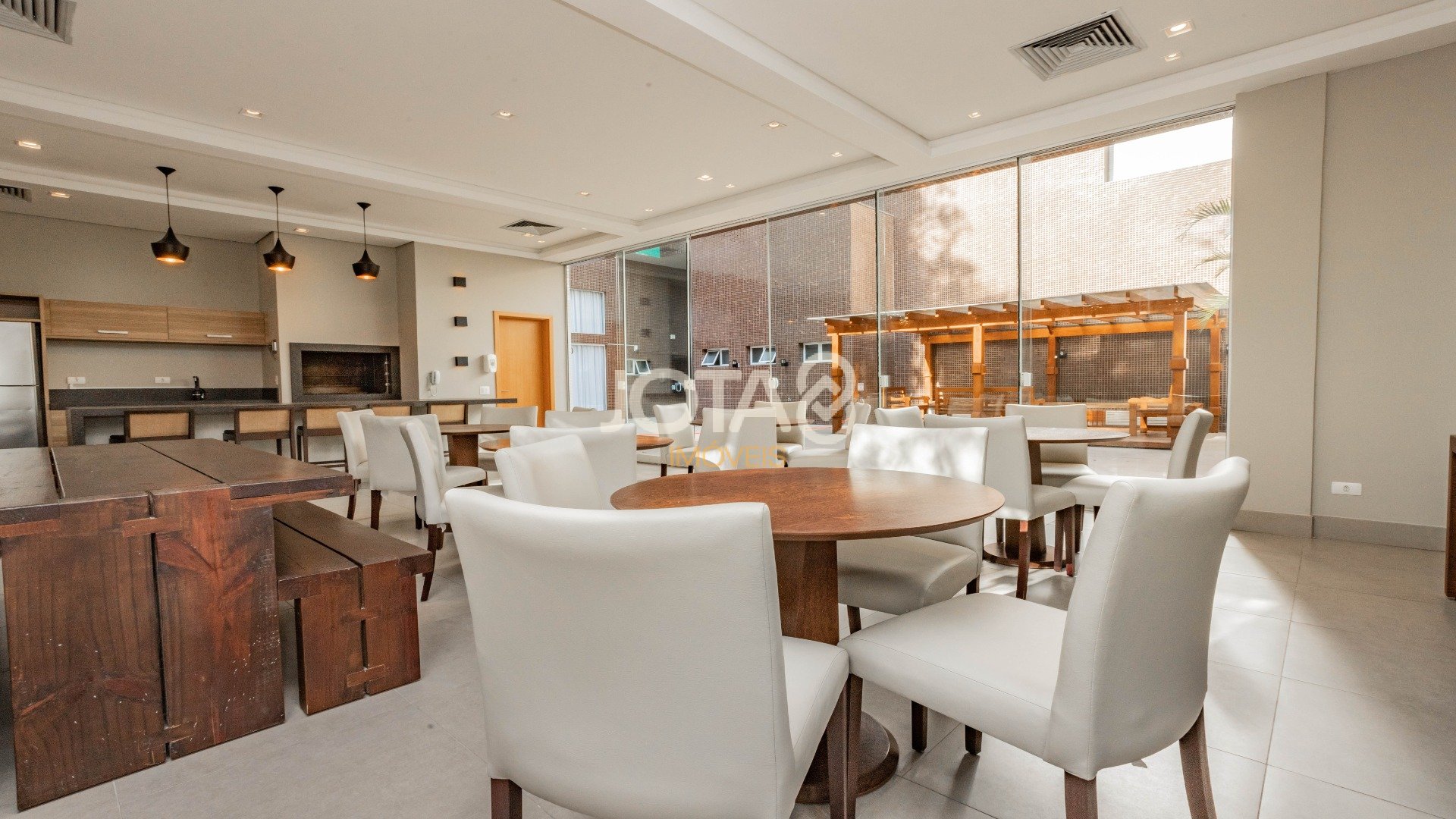 APARTAMENTO COM 3 SUÍTES E 2 VAGAS NO ECOVILLE