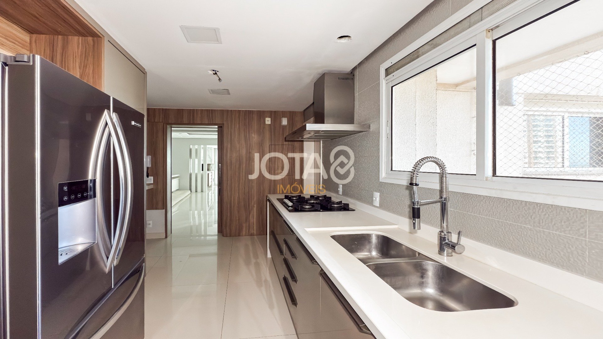 APARTAMENTO 2 SUITES EM CONDOMINIO CLUBE NO ECOVILLE