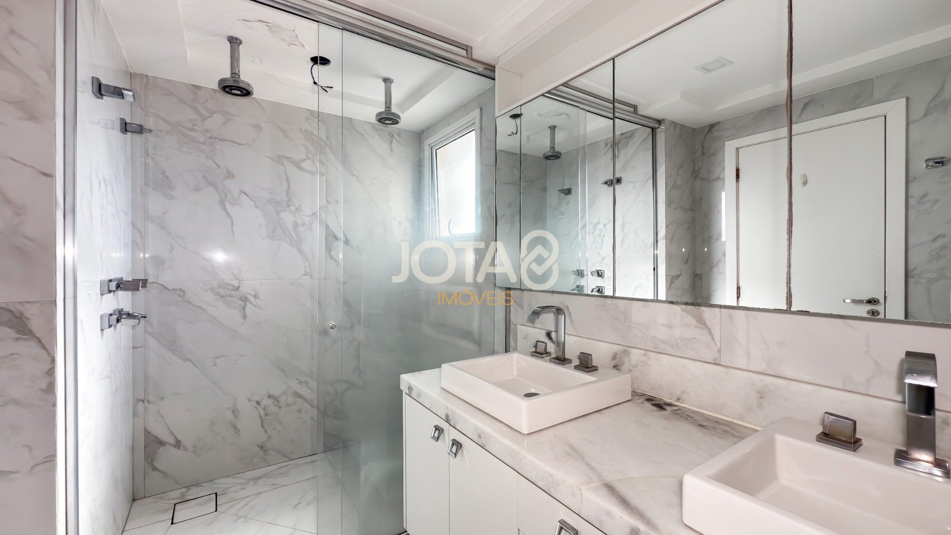 APARTAMENTO 2 SUITES EM CONDOMINIO CLUBE NO ECOVILLE