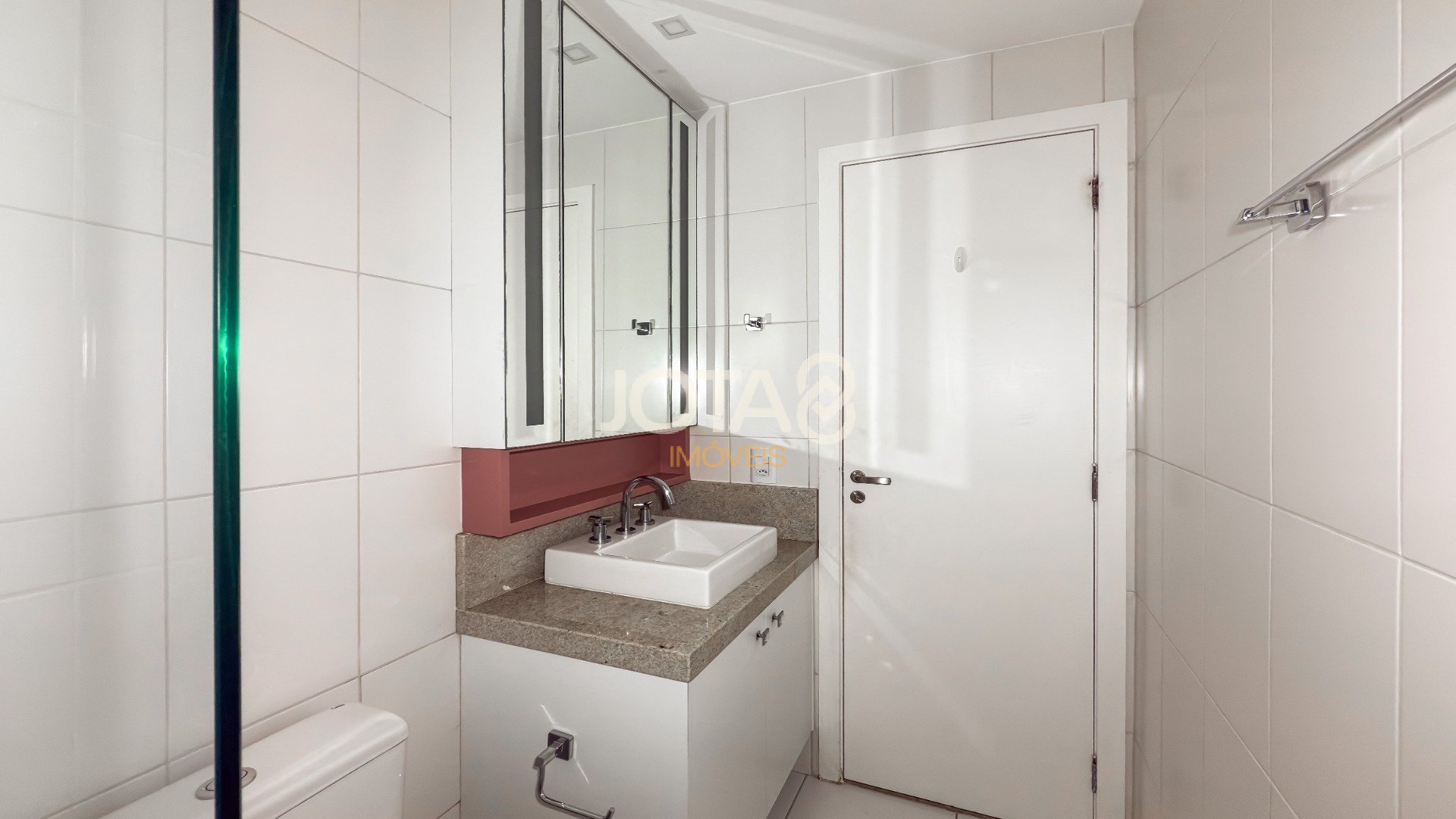 APARTAMENTO 2 SUITES EM CONDOMINIO CLUBE NO ECOVILLE