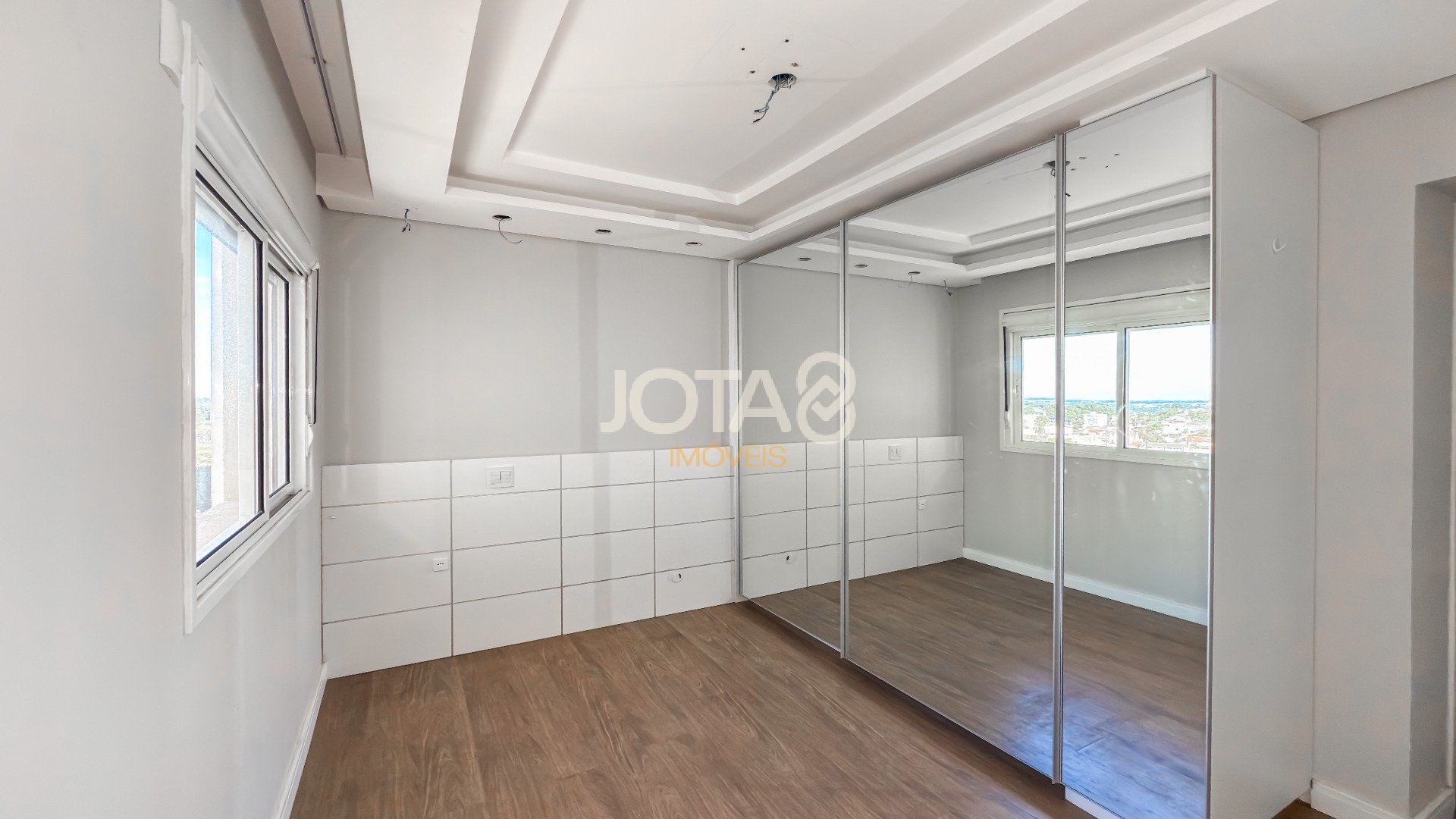 APARTAMENTO 2 SUITES EM CONDOMINIO CLUBE NO ECOVILLE